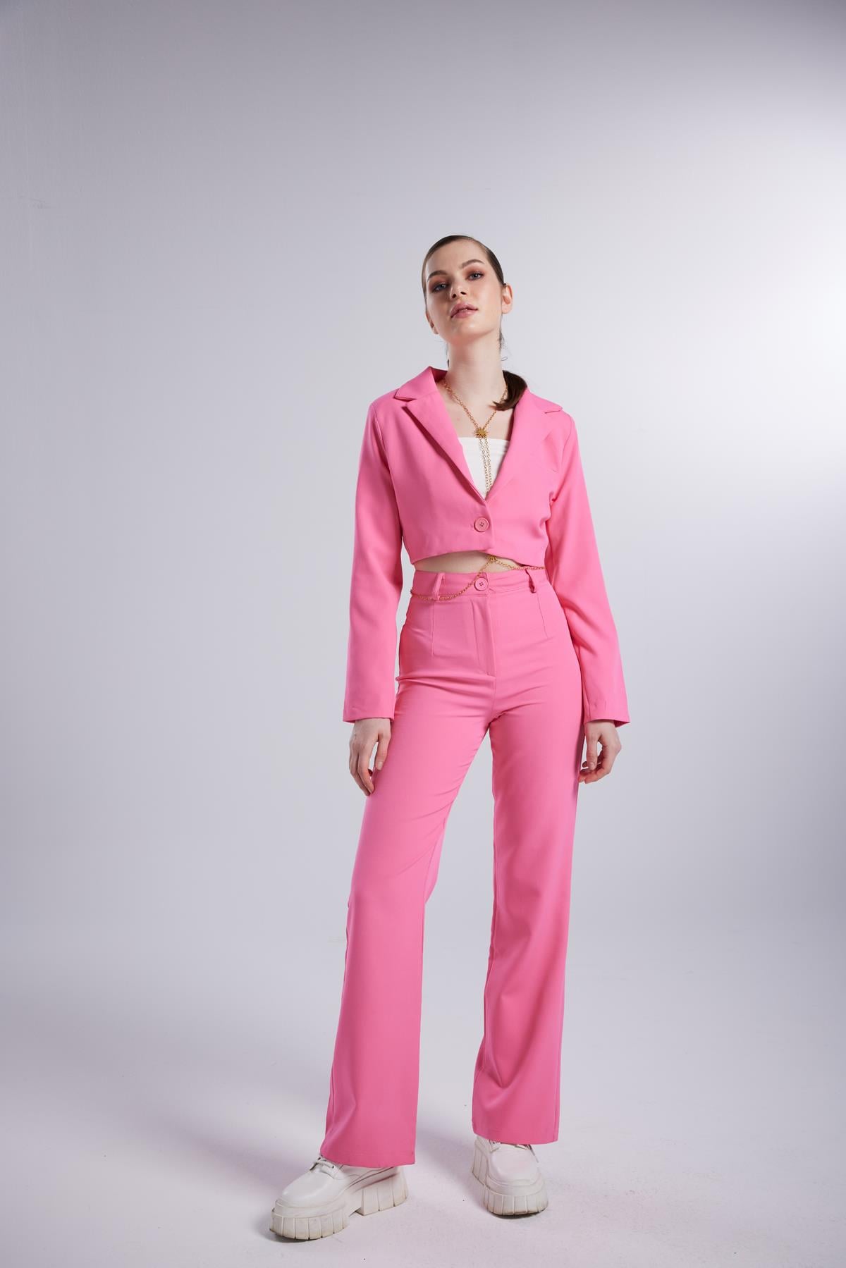 Image of Vatkalı Atlas Kumaş Crop Model Panky Ceket Pembe