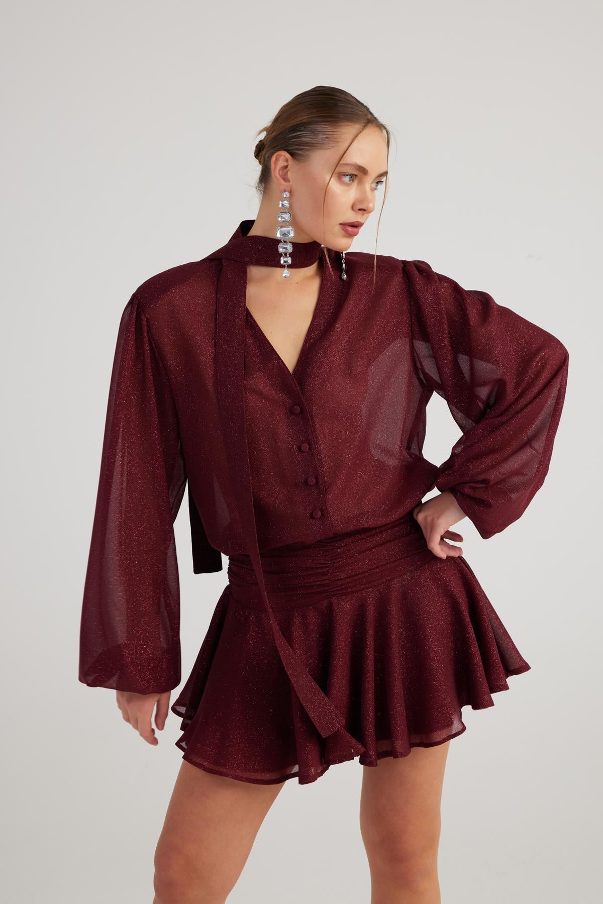 Image of Simli Kumaş Fırfırlı Mini Vanesa Elbise Bordo