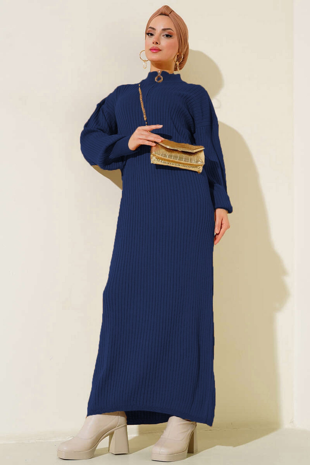 Image of Rochie tricotată modestă, lungă și elegantă, 15900 - Bleumarin