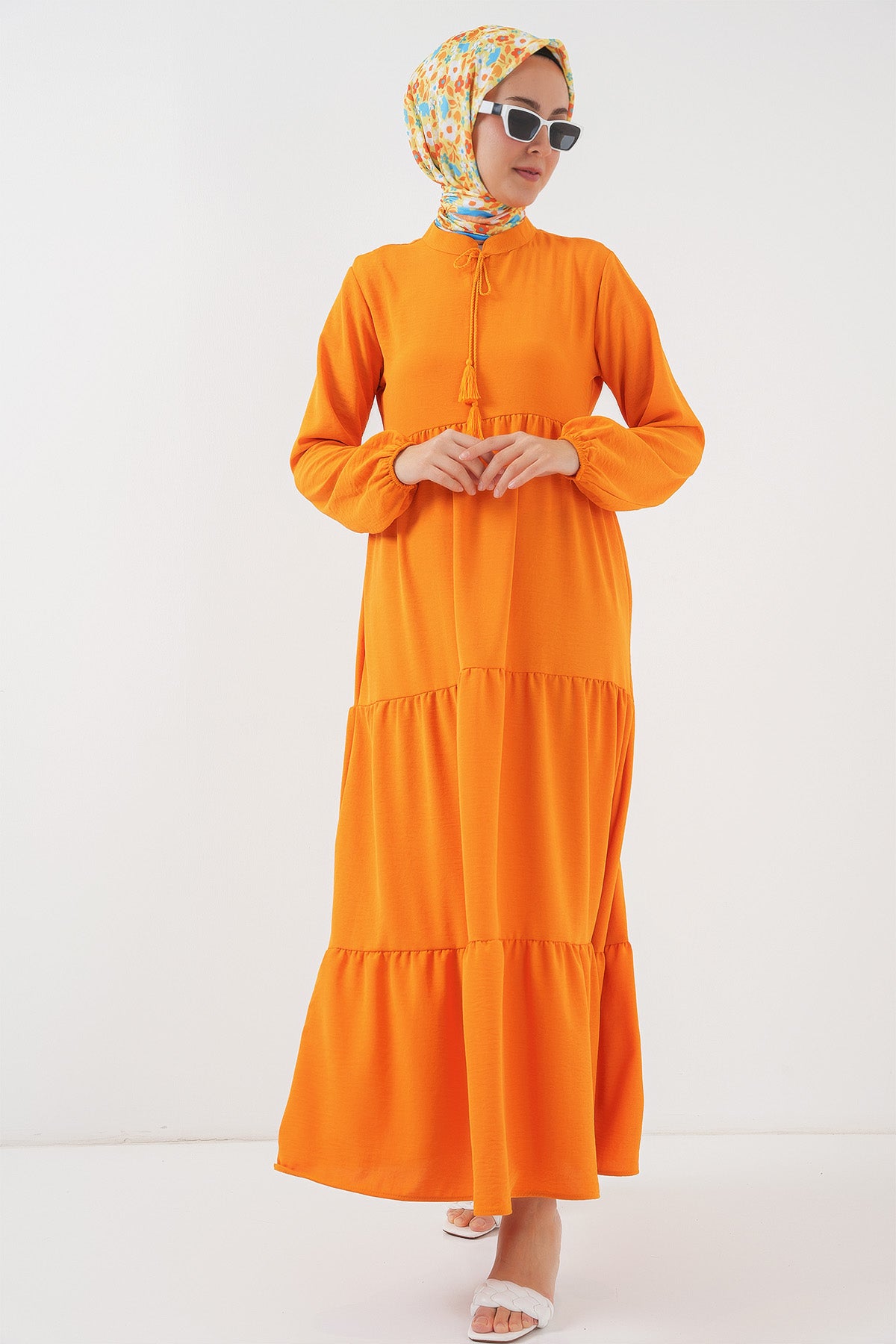 Image of 1627 Yaka Bağcıklı Tesettür Elbise - Oranje