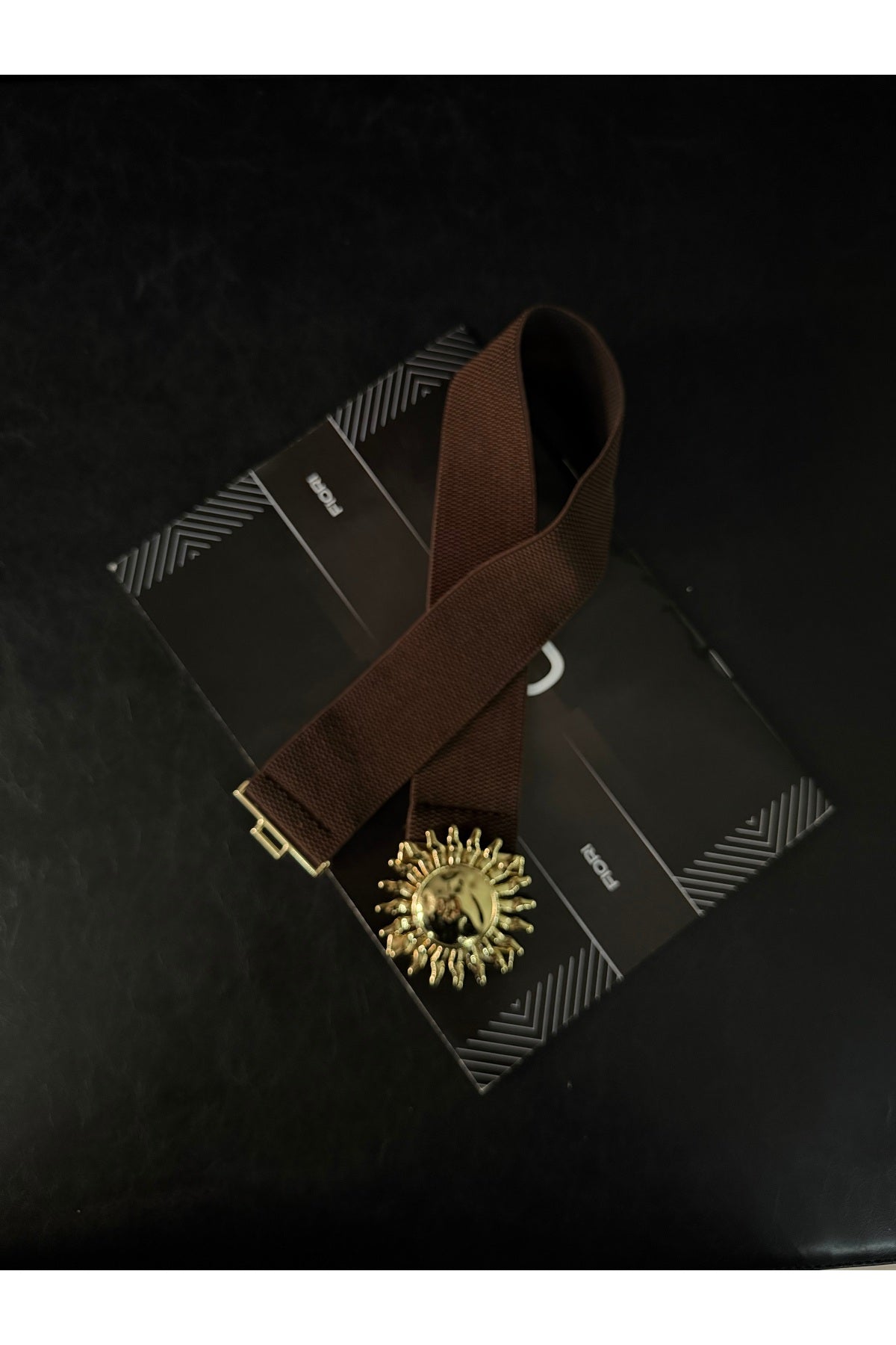 Image of Gold Güneş Tokalı Geçmeli Elastik Kadın Kemeri, Ceket Kemeri, Gömlek Kemeri, Elbise Kemeri