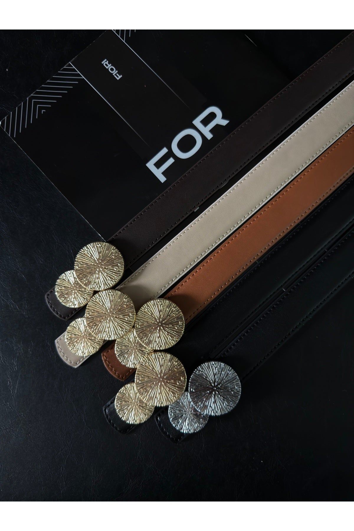 Image of Hakiki Bombeli Yuvarlak GoldToka Kadın Kemeri, Pantolon Kemeri, Ceket Kemeri, Elbise Kemeri