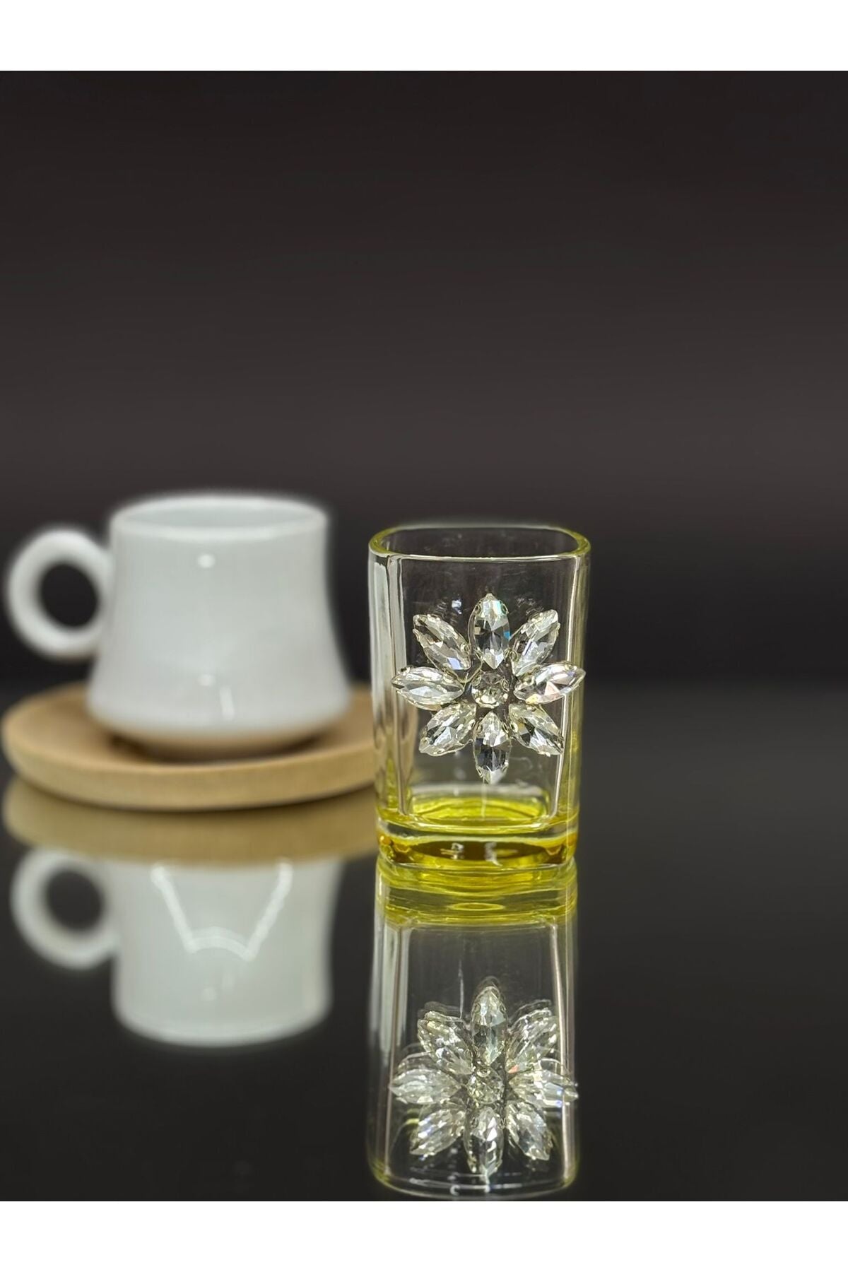 Image of Kristal Taş Detaylı Cam Kahve Yanı Bardağı/Kahve Yanı (2’li Takım) - Sarı