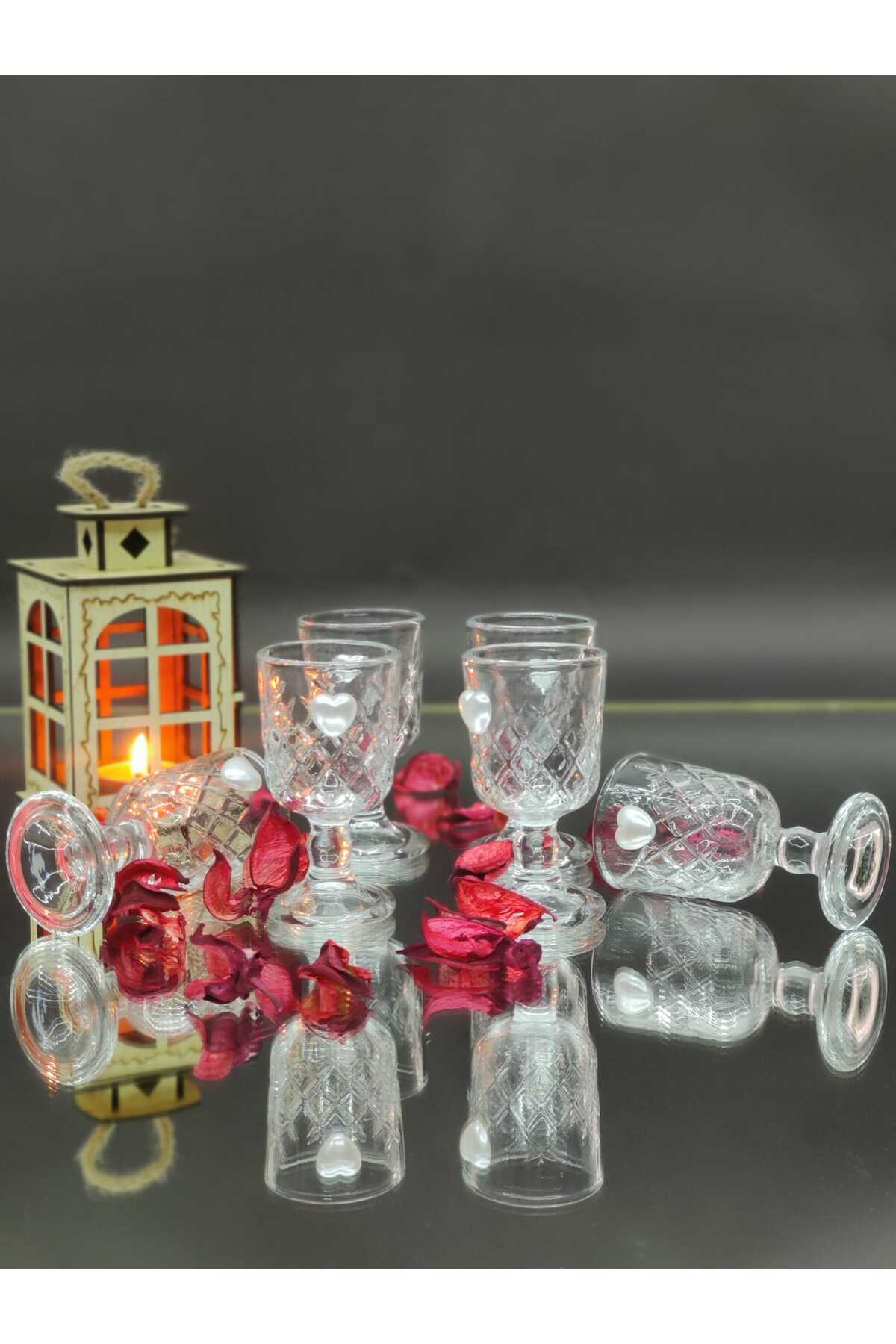 Image of Prizma Desenli Kalp Detaylı Cam Kahve Yanı Bardak Takımı (6’lı)