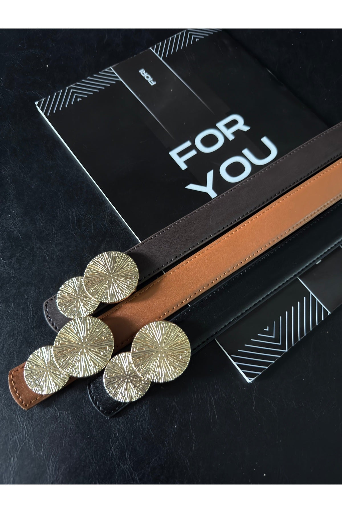 Image of Hakiki Bombeli Yuvarlak GoldToka Kadın Kemeri, Pantolon Kemeri, Ceket Kemeri, Elbise Kemeri
