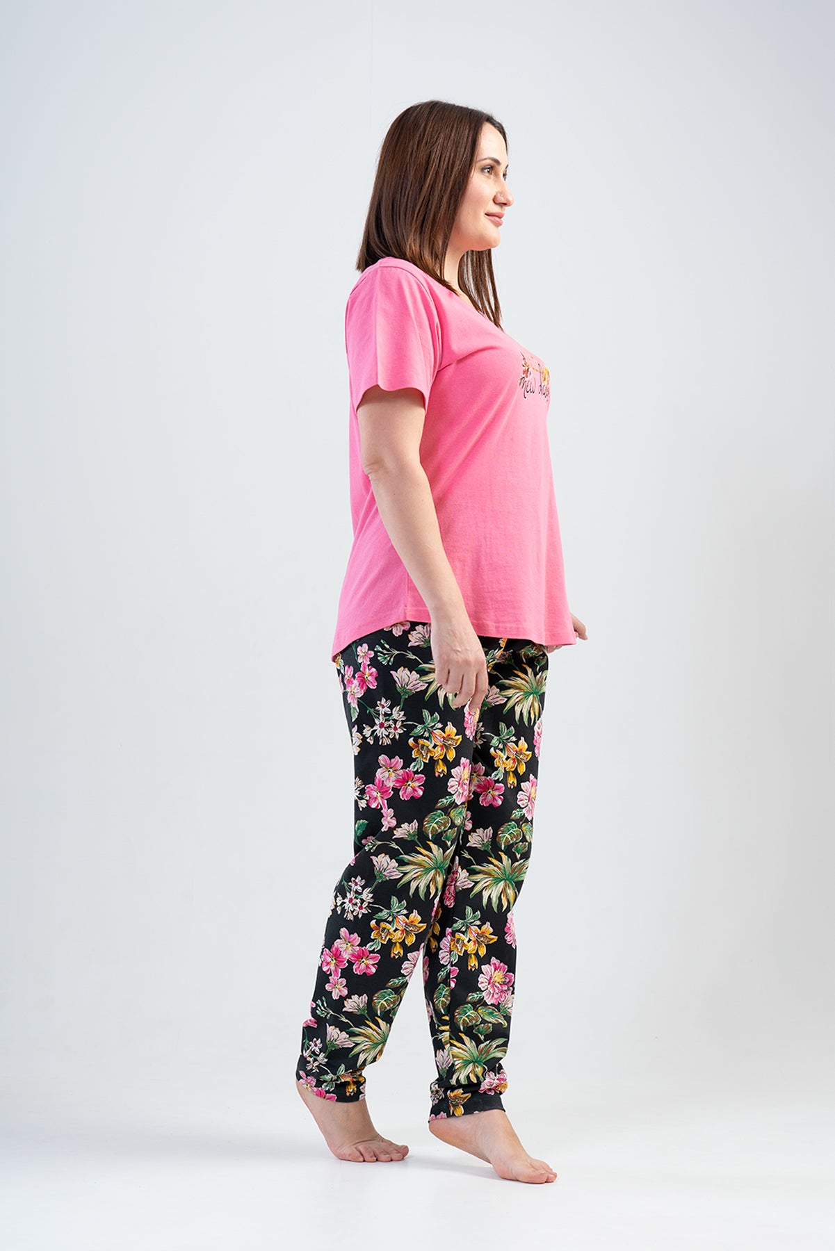 Image of BAYAN P.SUPREM XXL O YAKA KISA KOL ETEGI OVAL PIJAMA TK