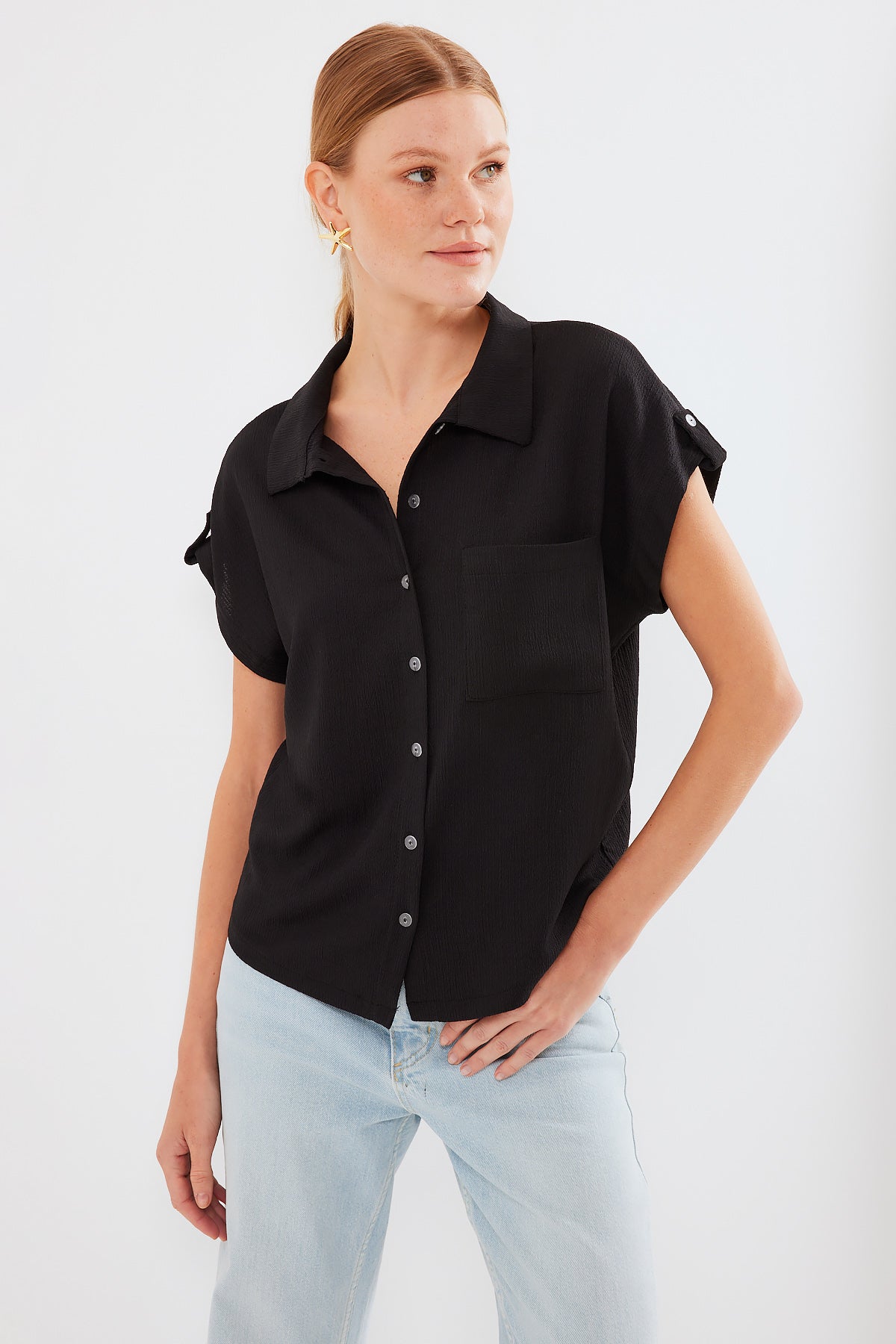 Image of 20256 Double Short-Sleeved Shirt with Cuffs - Black