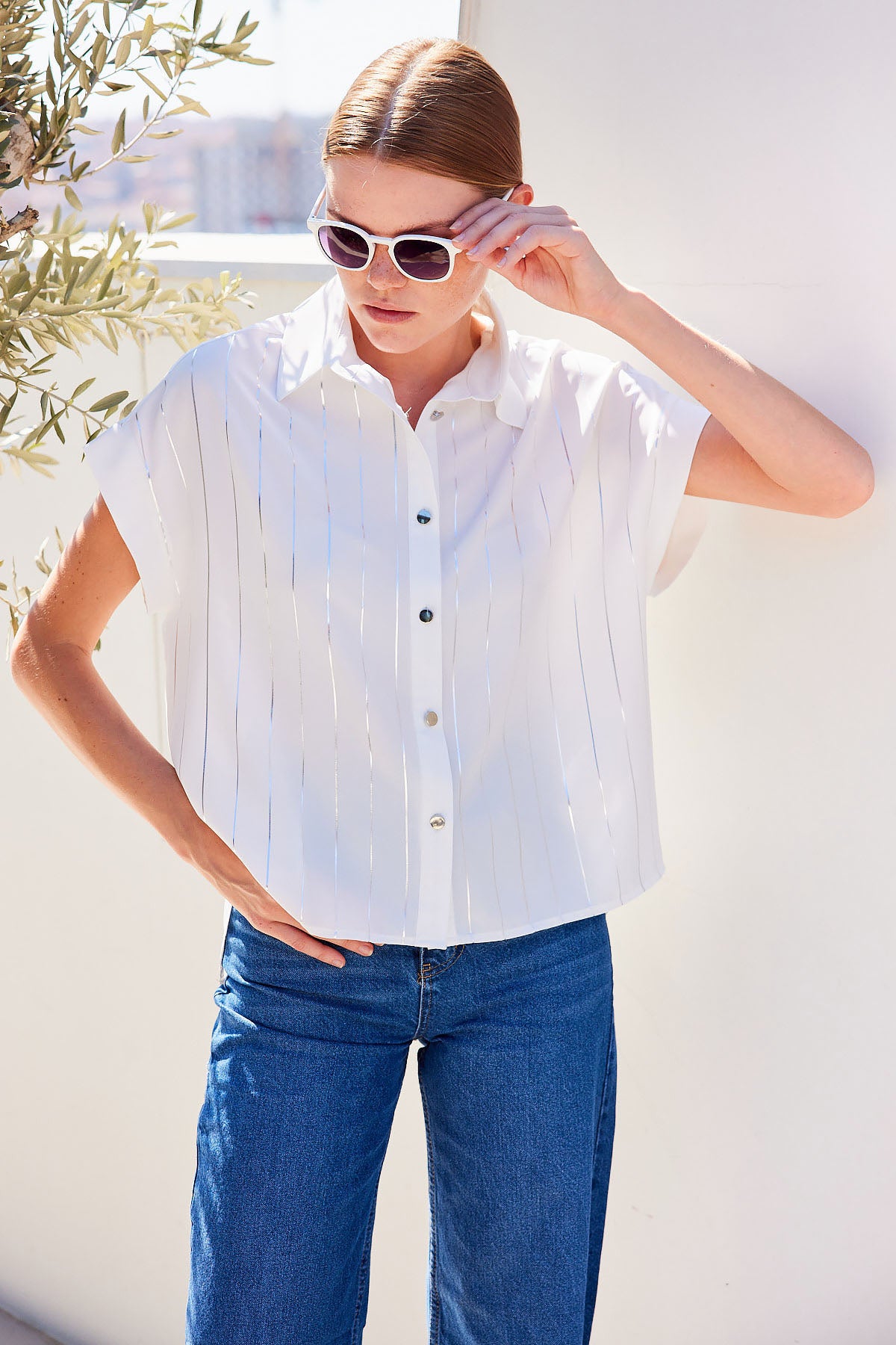 Image of 20262 Short-Sleeve Striped Shirt - White