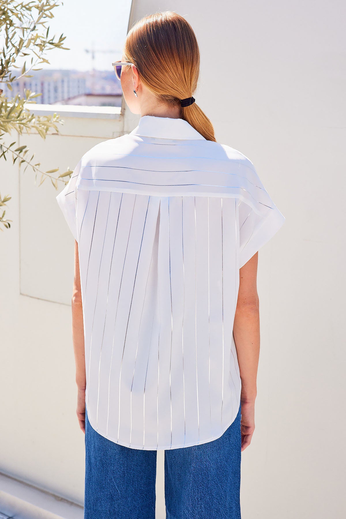 Image of 20262 Short-Sleeve Striped Shirt - White