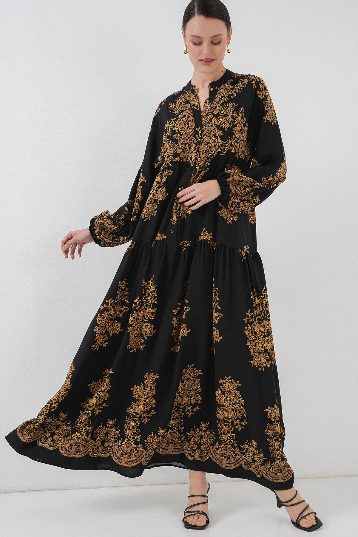 Image of Siyah Gold Desenli Tesettür Elbise 2423