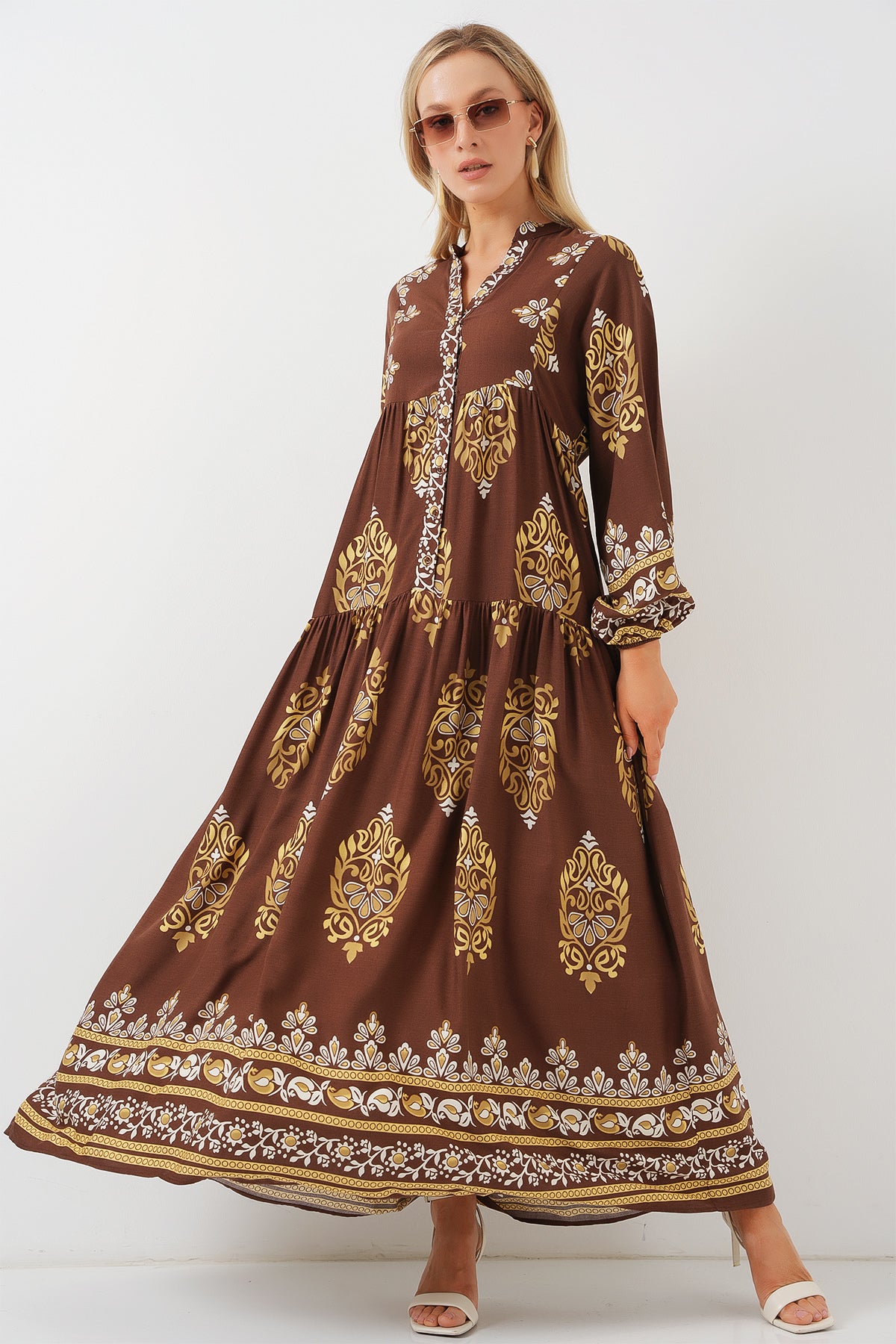 Image of Rochie Hijab cu model autentic 2423 - Alb - Maro