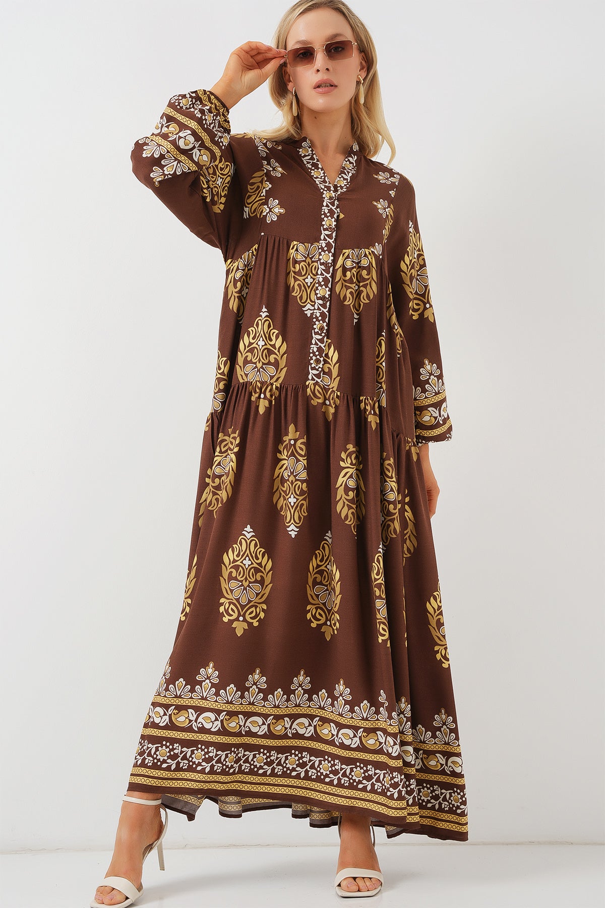 Image of Rochie Hijab cu model autentic 2423 - Alb - Maro