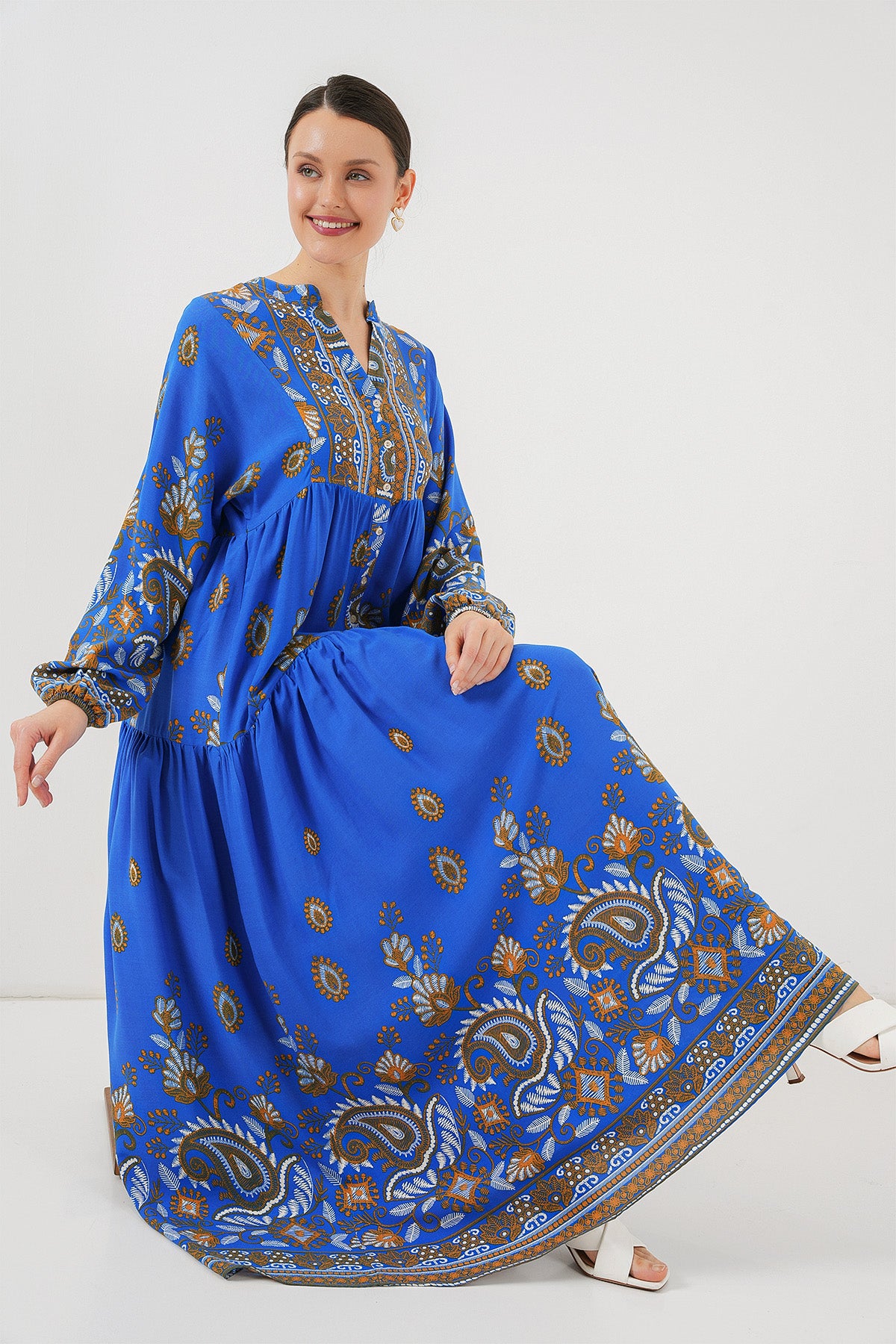 Image of 2423 Otantik Desenli Tesettür Elbise - Saks 1