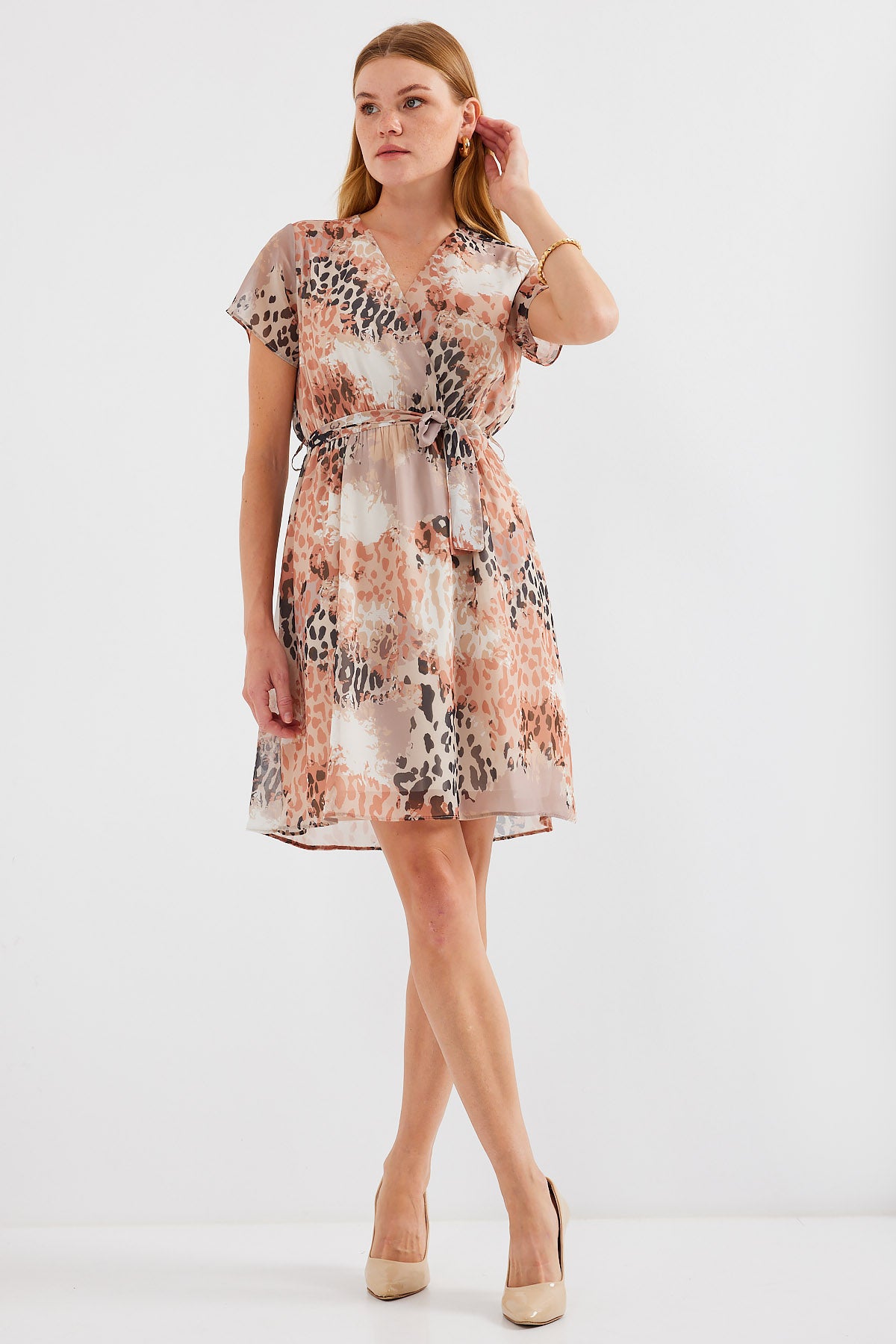 Image of Rochie din șifon cu model și mânecă scurtă 2502 - Bej