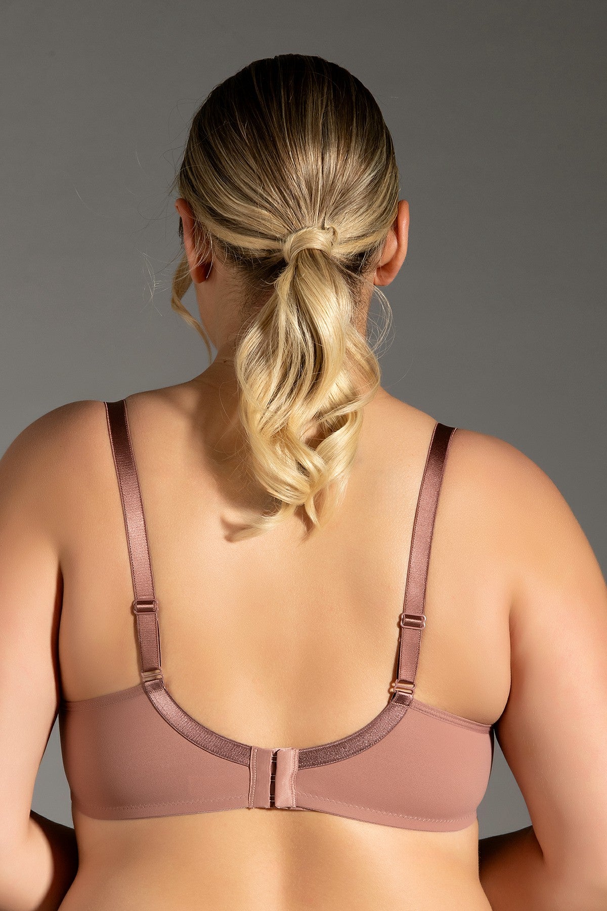 Image of Women's Unpadded B Cup Bra