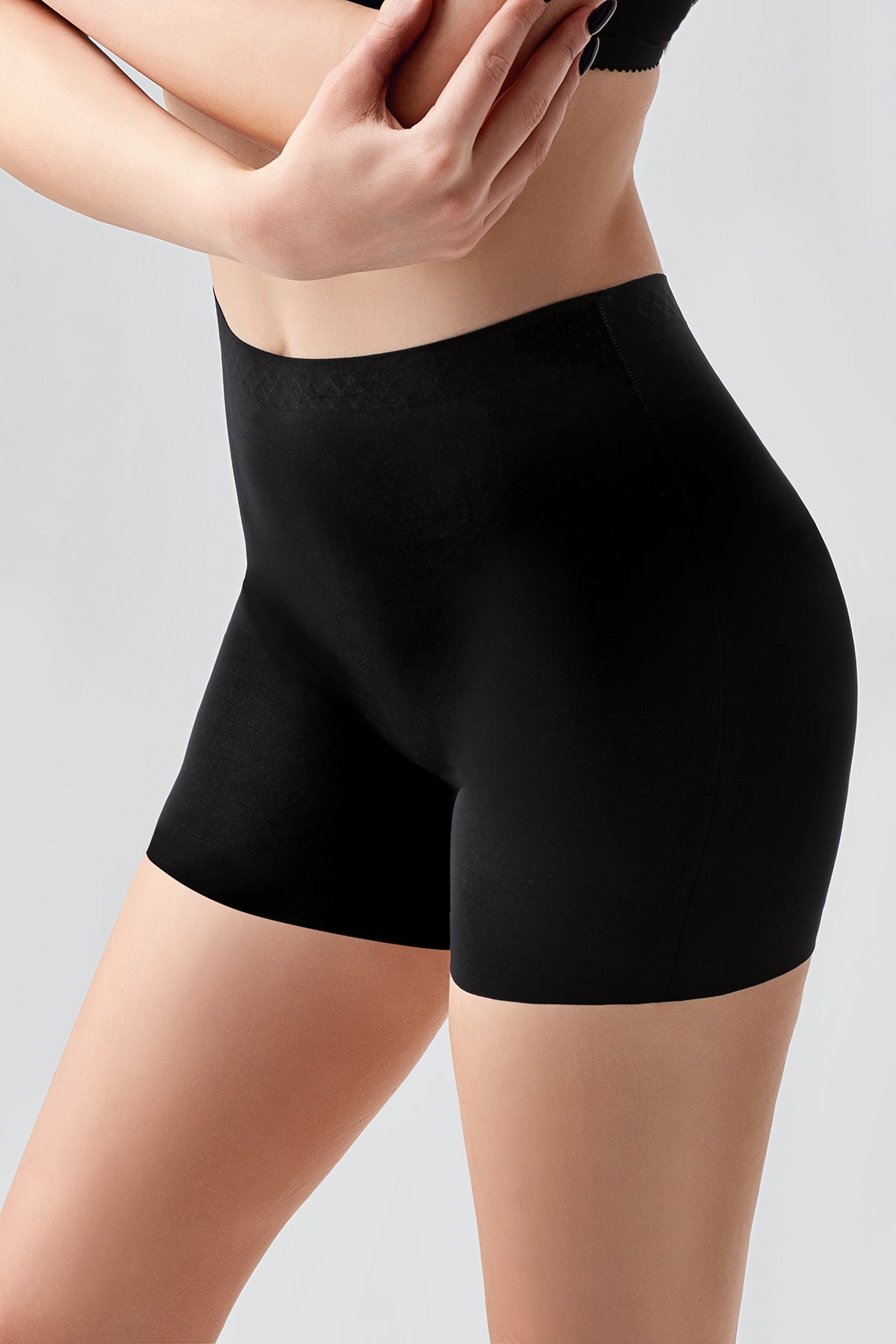 Image of Pantaloni scurți laser cu talie antiderapantă