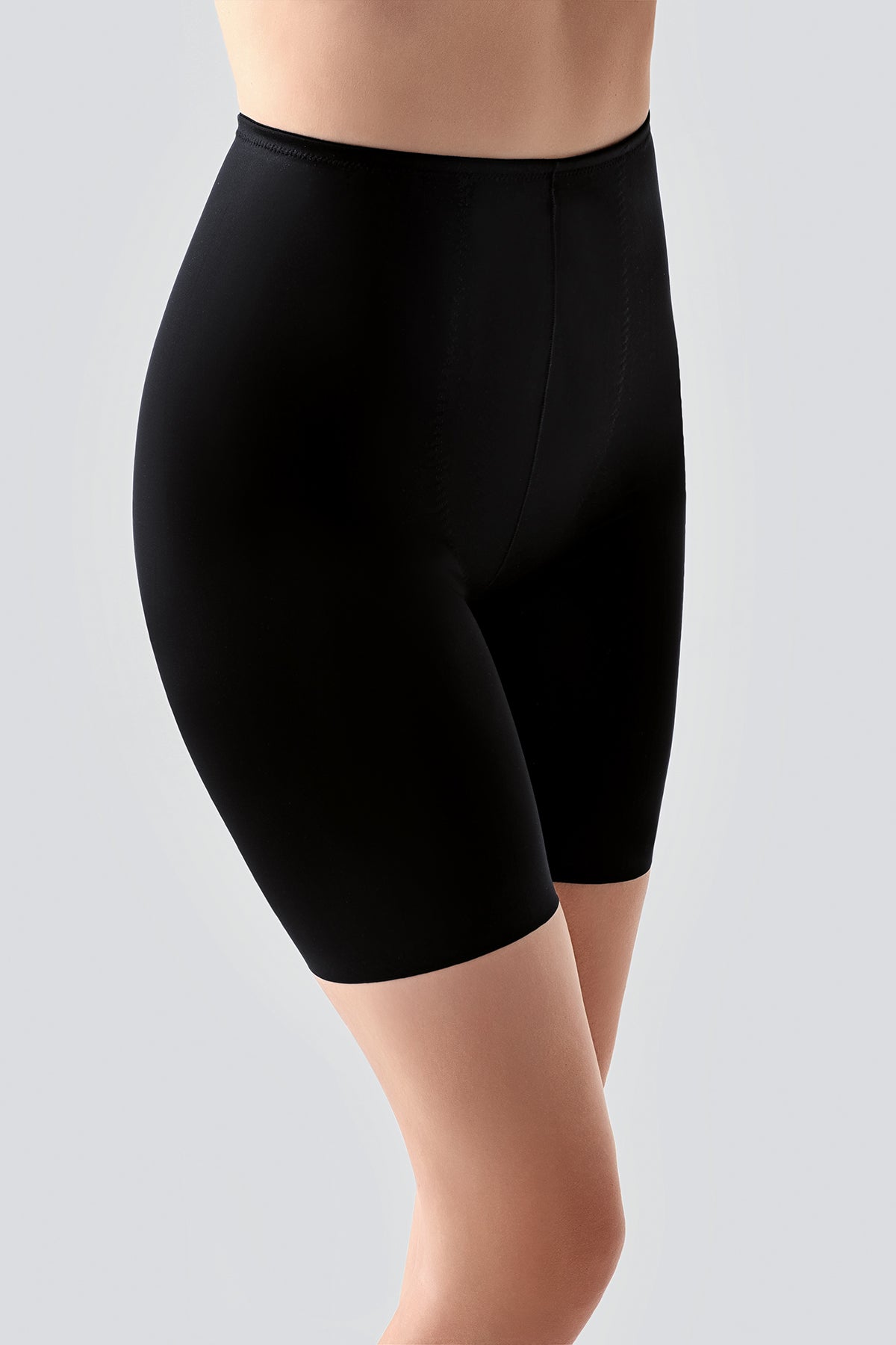 Image of Pantaloni scurți cu semi-corset pentru femei
