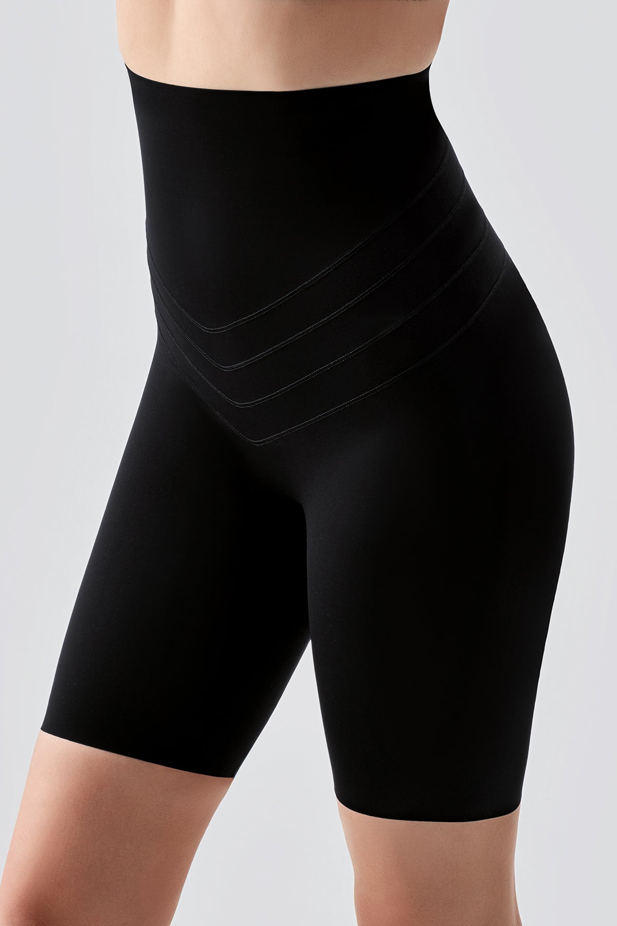 Image of Pantaloni scurți cu semi-corset pentru femei