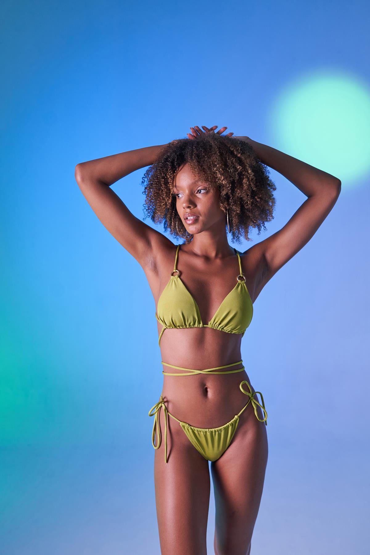 Image of Bağcıklı U Kesim Brezilya Model Slim Delphi Bikini Altı Yeşil