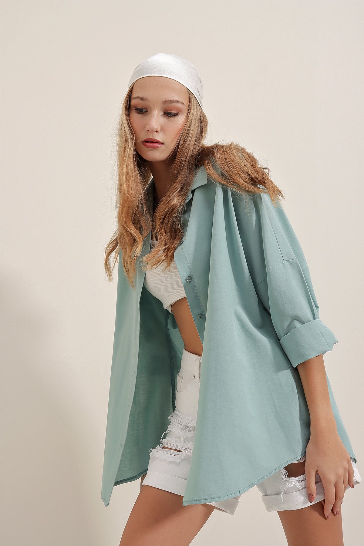 Image of 3900 Oversize Uzun Basic Gömlek - Su Yeşili
