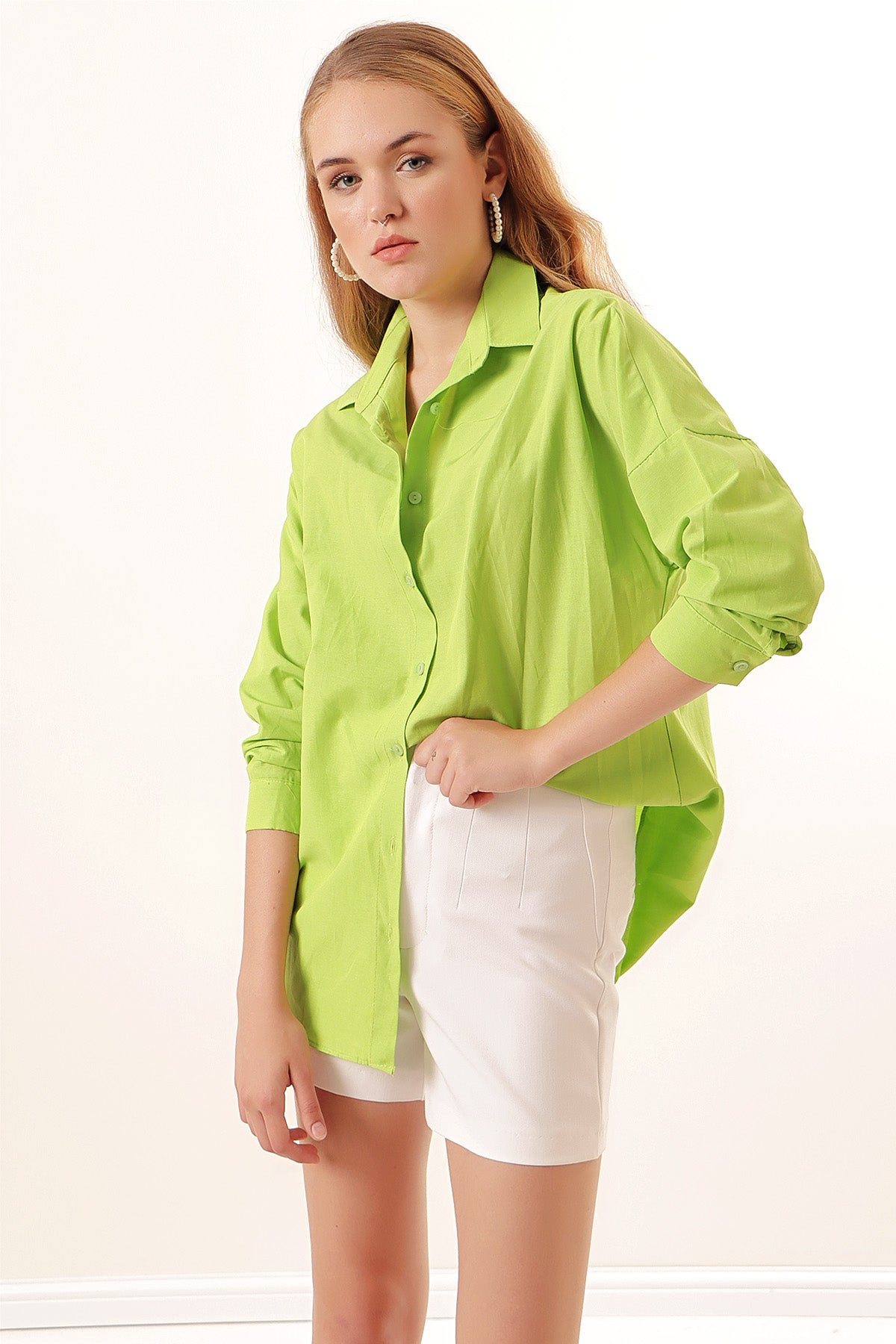 Image of 3900 Oversize Long Basic Shirt - Light Green