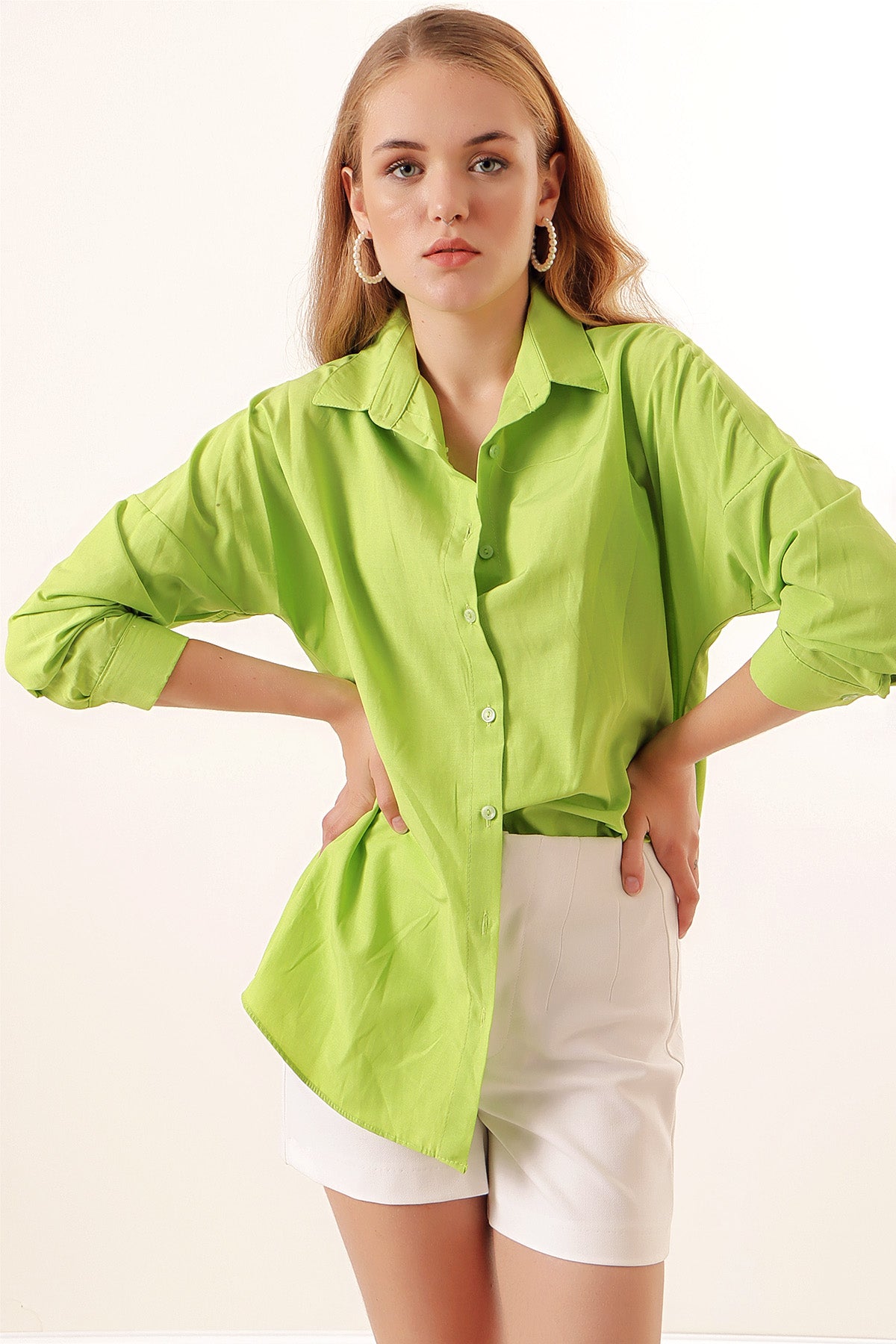 Image of 3900 Oversize Long Basic Shirt - Light Green