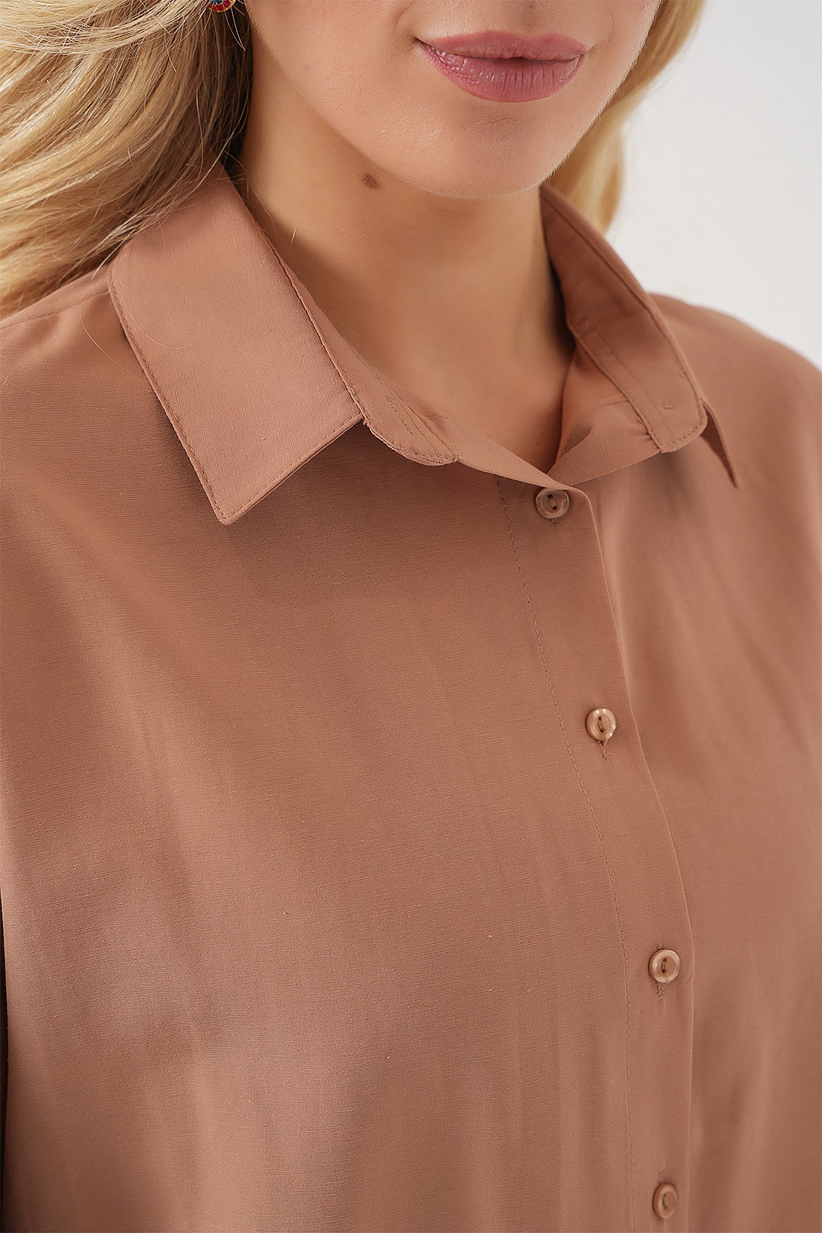 Image of 3900 Oversize Long Basic Shirt - Camel