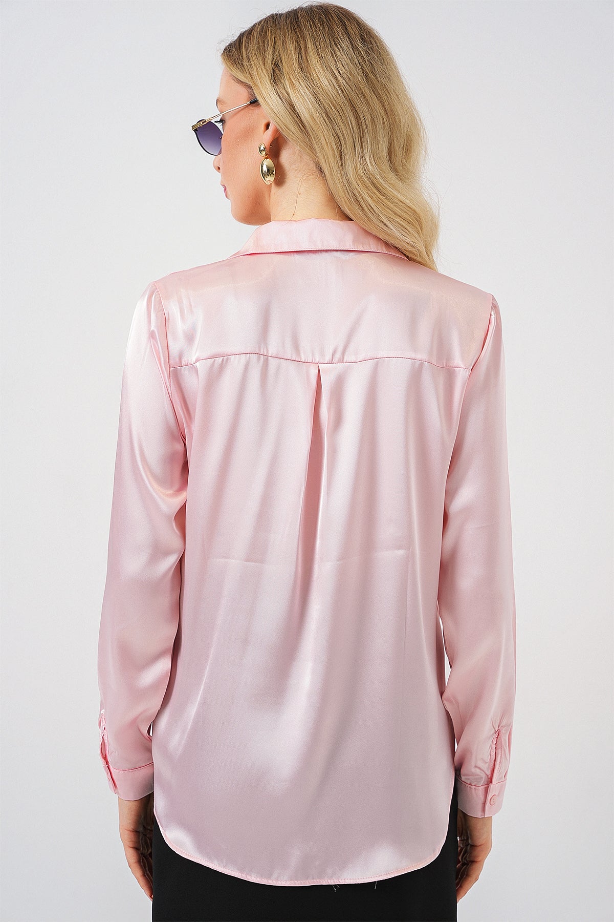 Image of 3964 Hafif Dökümlü Saten Gömlek - Pembe