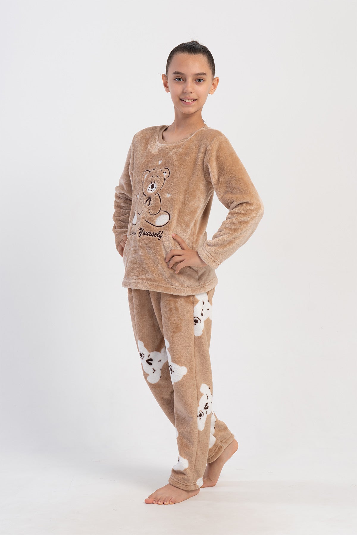 Image of KIZ COCUK SOFT O YAKA UZUN KOL ETEGI OVAL CEPLI PIJAMA TAKIM(7-8/13-14)