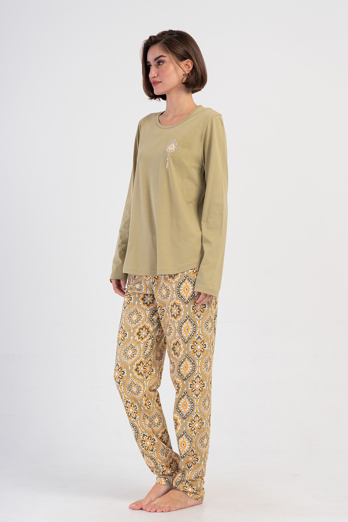 Image of KADIN P.SUPREM XXL O YAKA UZUN KOL ETEGI OVAL PIJAMA TAKIM