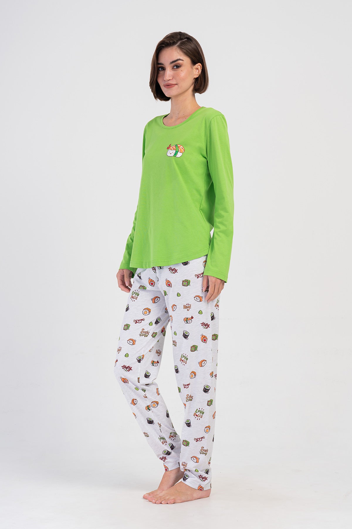 Image of KADIN P.SUPREM O YAKA UZUN KOL ETEGI OVAL PIJAMA TAKIM