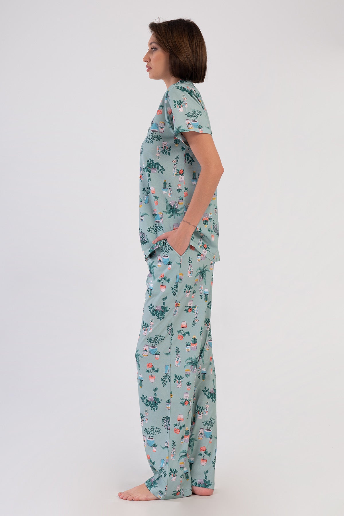 Image of KADIN P.SUPREM XXL GOMLEK YAKA TAMAMI DUGMELI KISA KOL CEPLI PIJAMA TAKIM