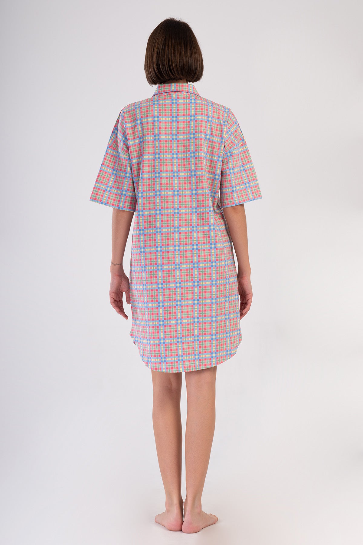 Image of KADIN P.SUPREM DUSUK OMUZLU TAMAMI DUGMELI KISA KOL ETEGI OVAL GOMLEK TUNIK