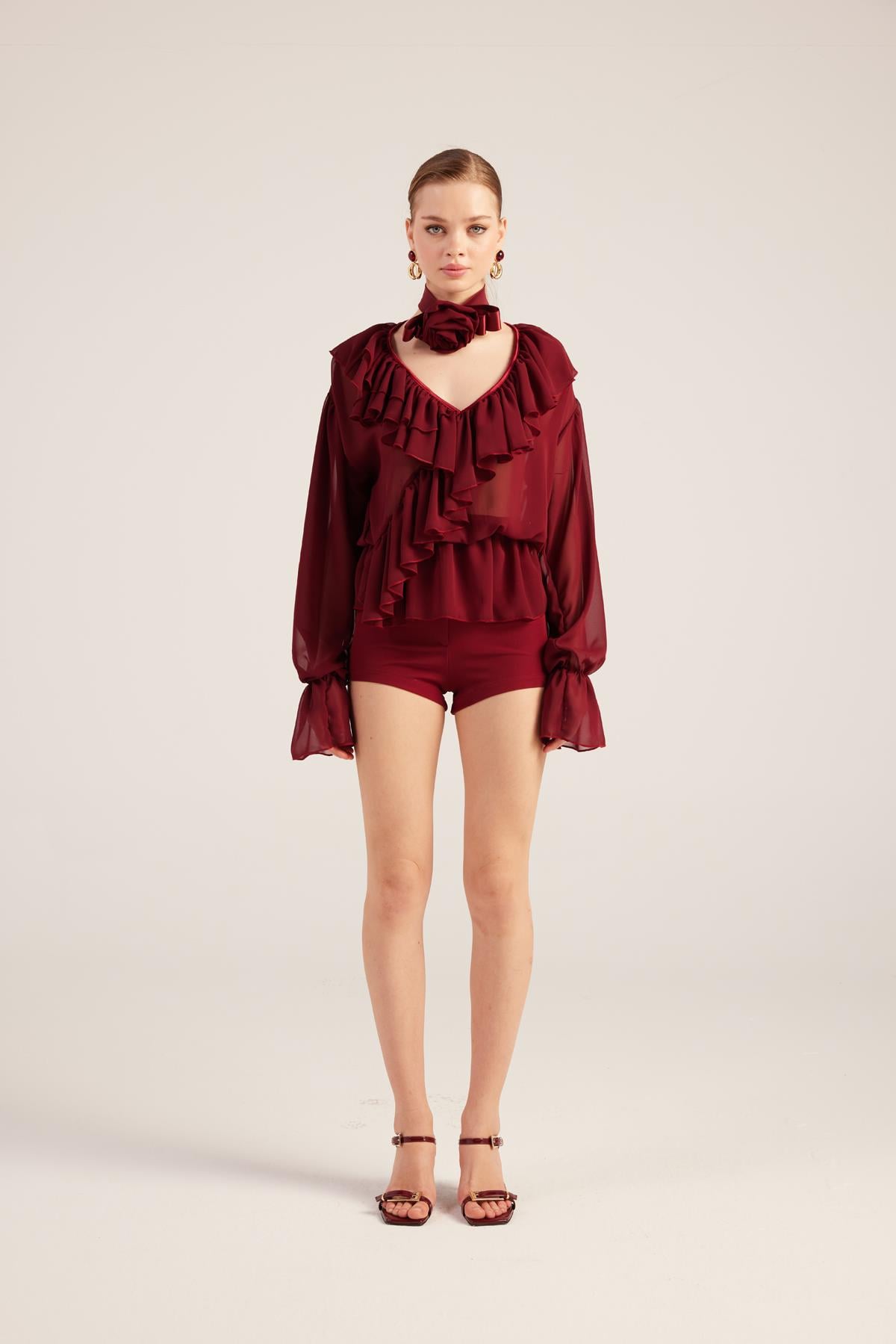 Image of Fırfırlı Güllü Choker Aksesuarlı Şifon Sassy Gömlek Bordo