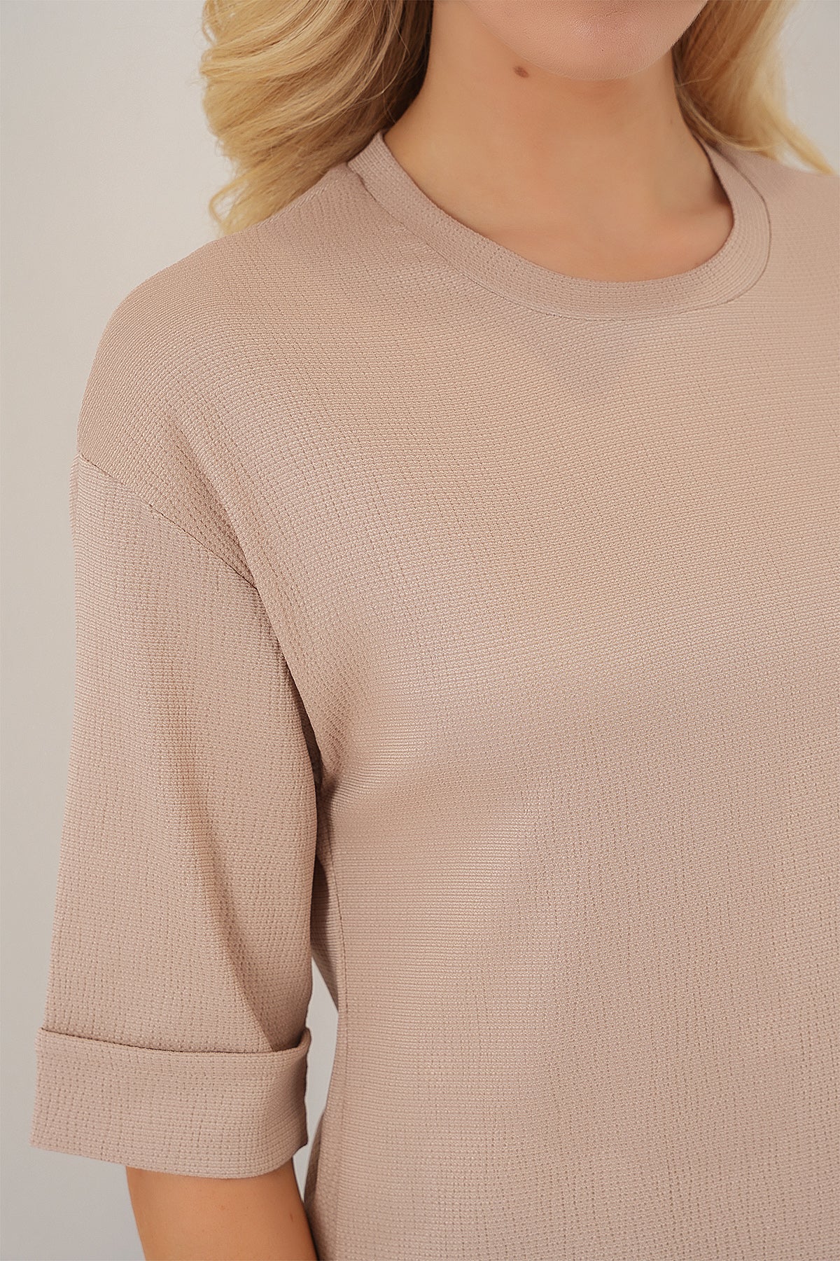 Image of Tricou tricotat cu crăpături laterale 4332 - Biscuit