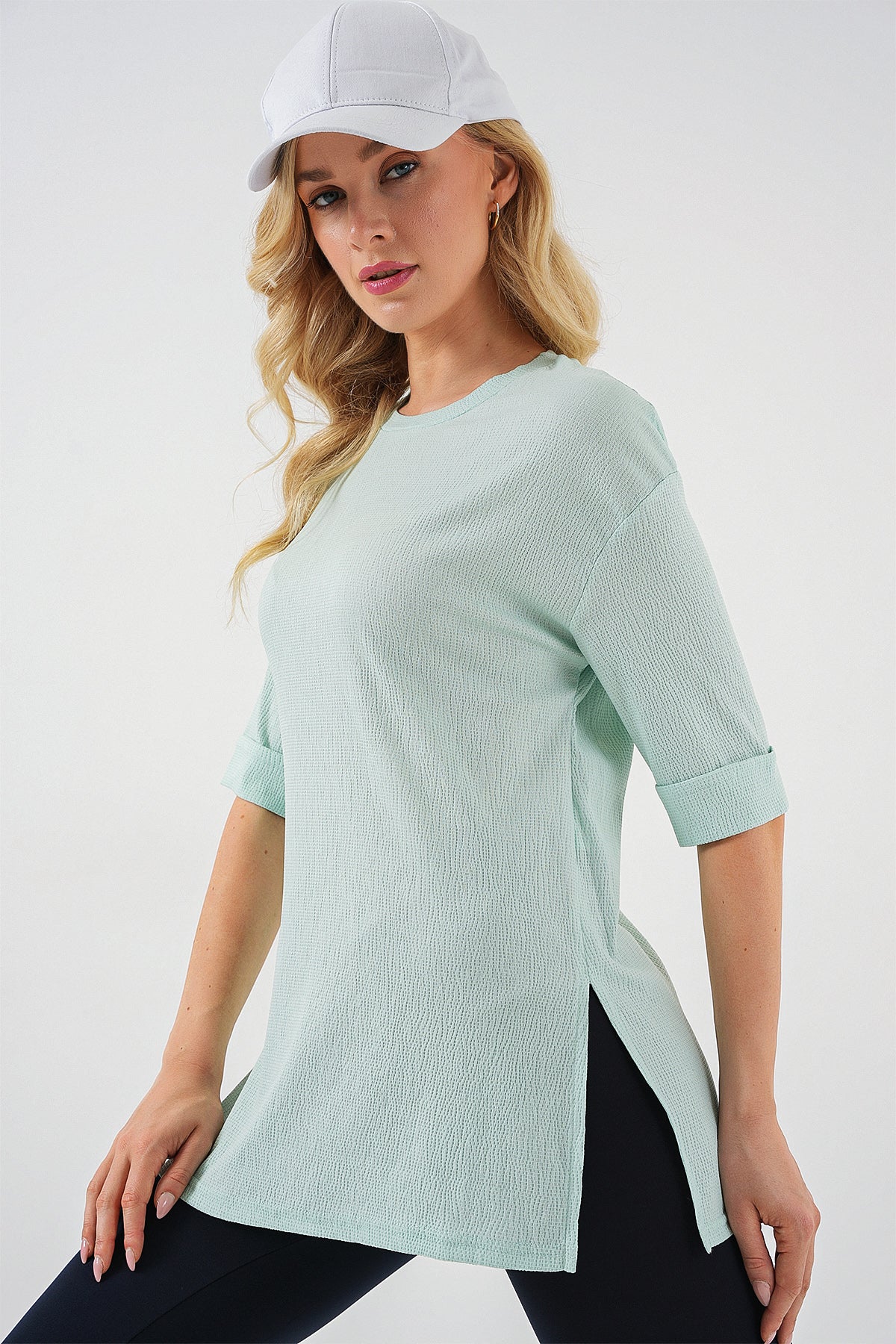 Image of Tricou tricotat cu crăpături laterale 4332 - Mentă