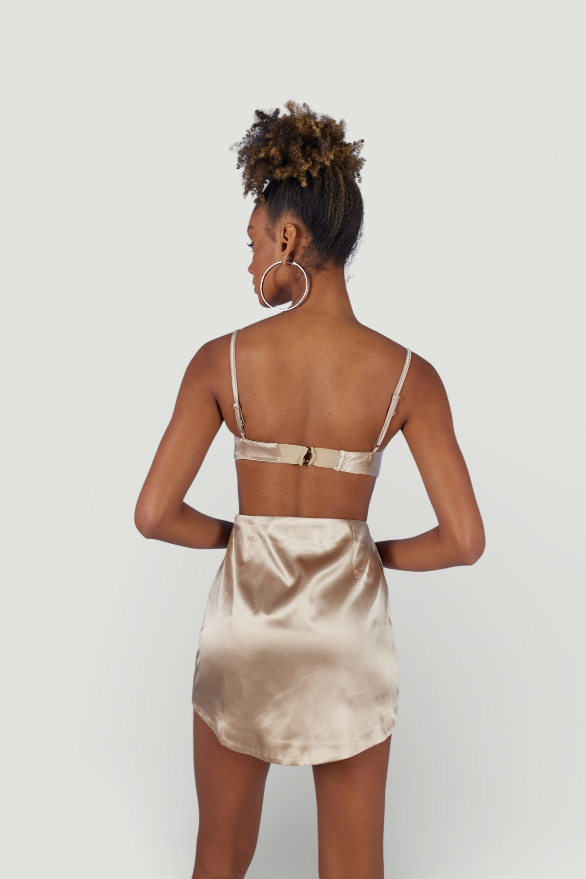 Image of Askılı Crop Saten Fancy Büstiyer Bej