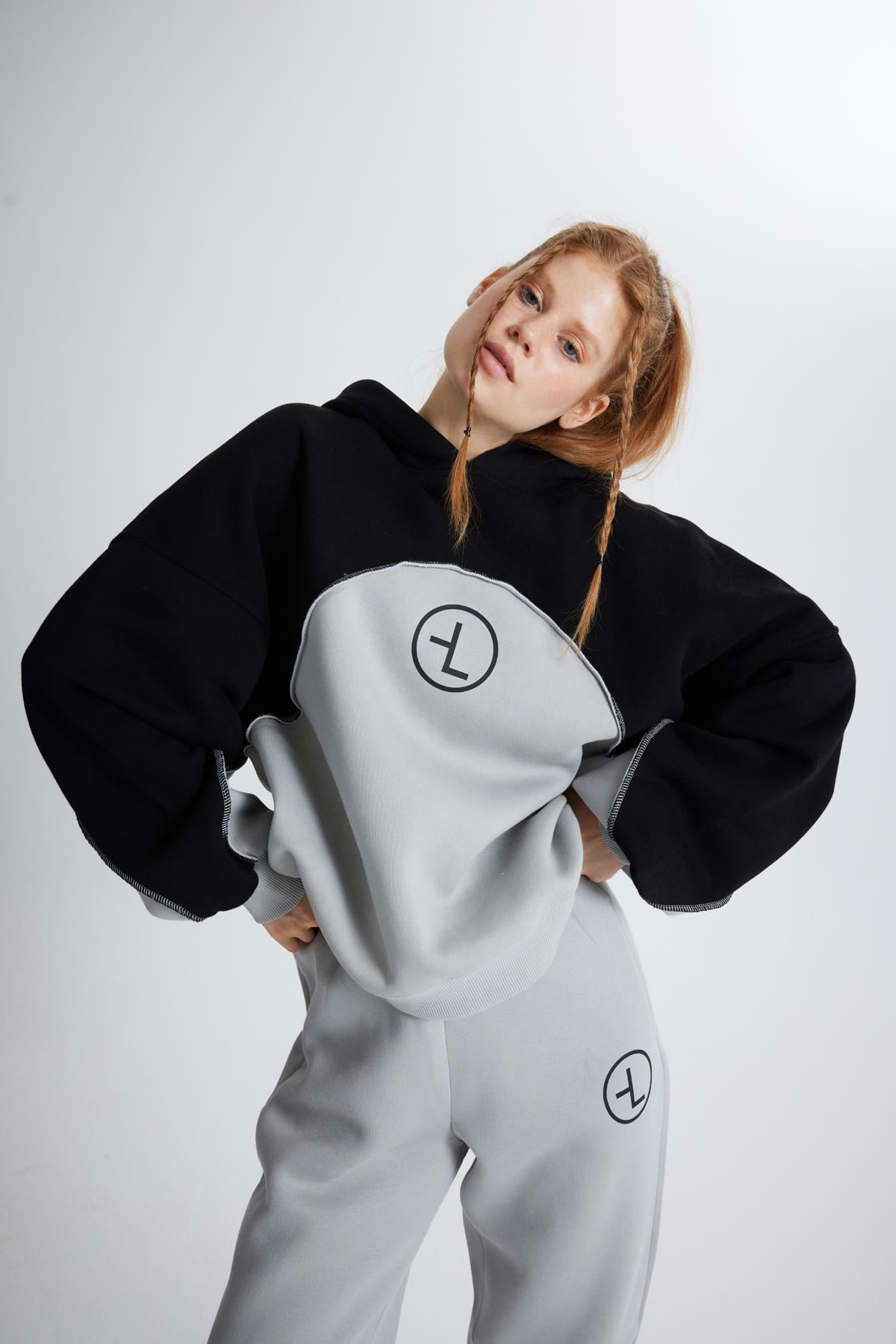 Image of Şardonlu 3 İplik Kumaş Oversize Kapişonlu Revenge Sweatshirt Gri