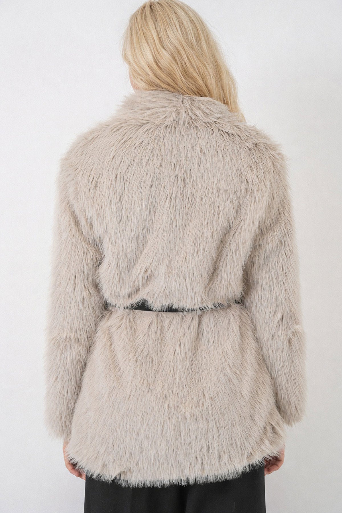 Image of 5186 Kruvaze Peluş Kürk Kaban - Krem