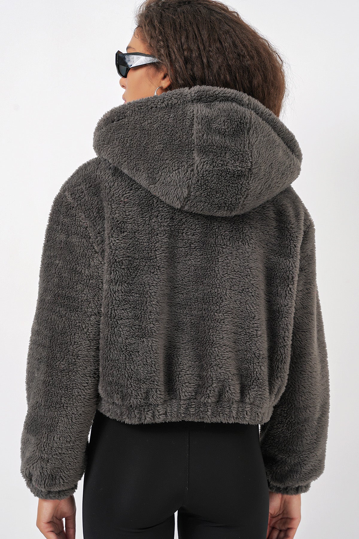 Image of 5193 Kapüşonlu Peluş Crop Ceket - Antrasit