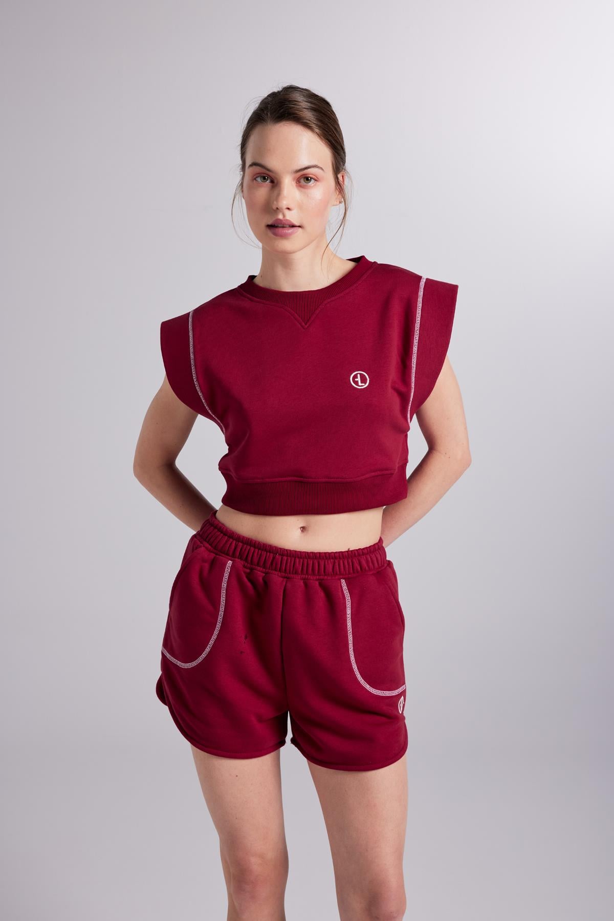 Image of Crop Kesim Kontrast Dikişli Rhode Tshirt Bordo