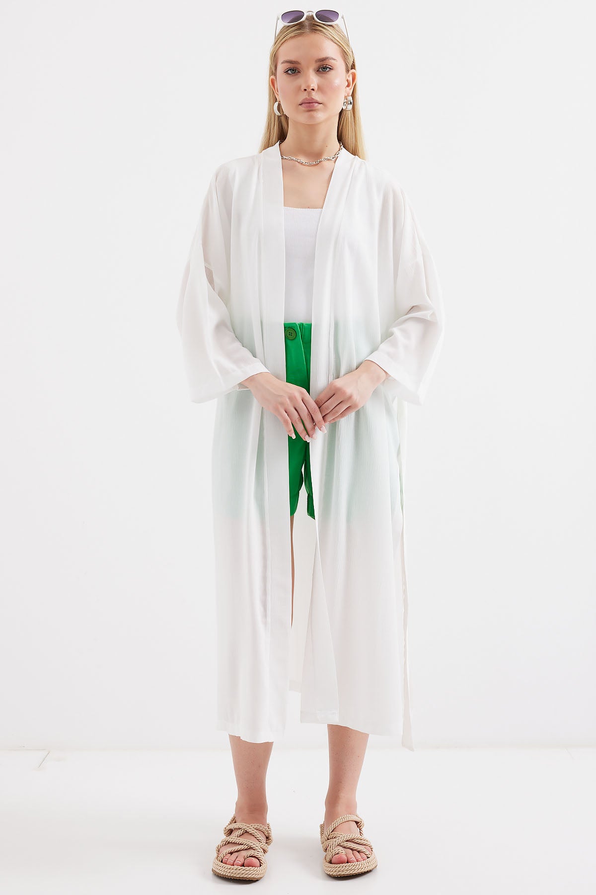 Image of 5835 Yırtmaçlı Yazlık Kimono - Beyaz