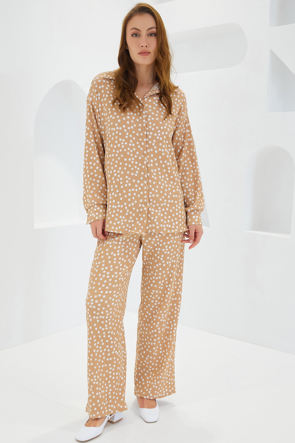 Image of Kadın Puantiyeli Bej Ekru Örme İkili Takım 5858