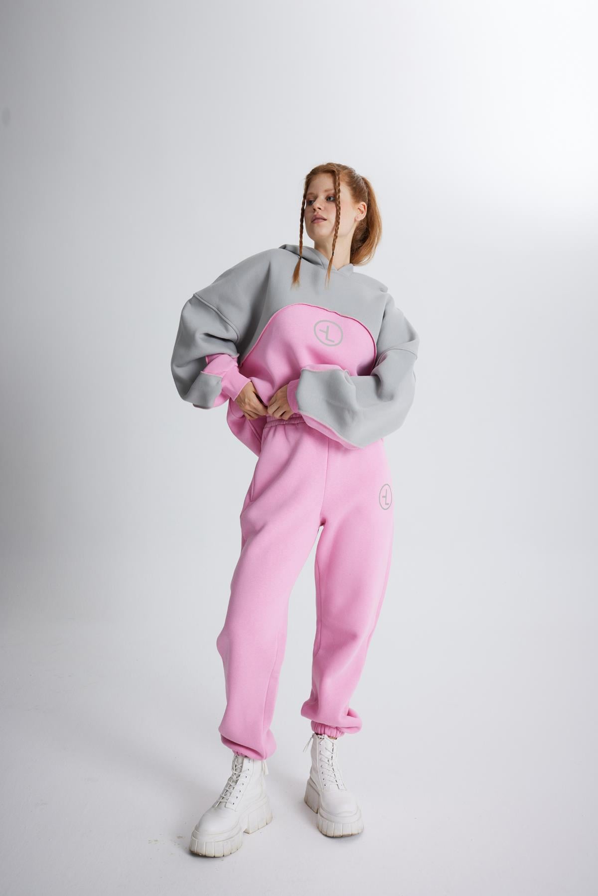 Image of Şardonlu 3 İplik Kumaş Oversize Kapişonlu Revenge Sweatshirt Pembe