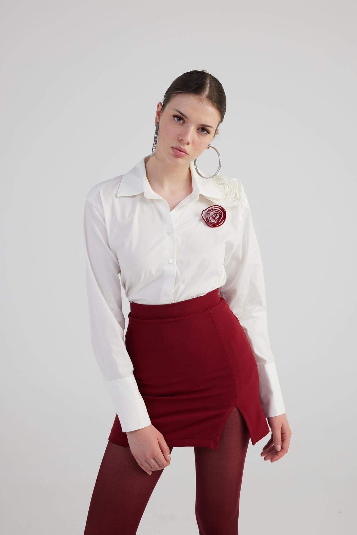 Image of Gül Detaylı Poplin Madison Gömlek Beyaz