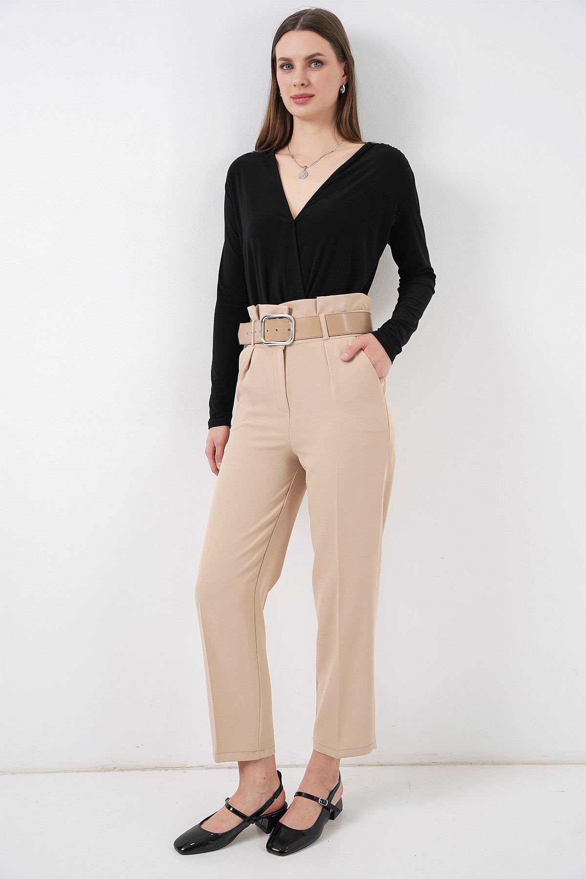 Image of 6556 Kemerli Kumaş Pantolon - Krem