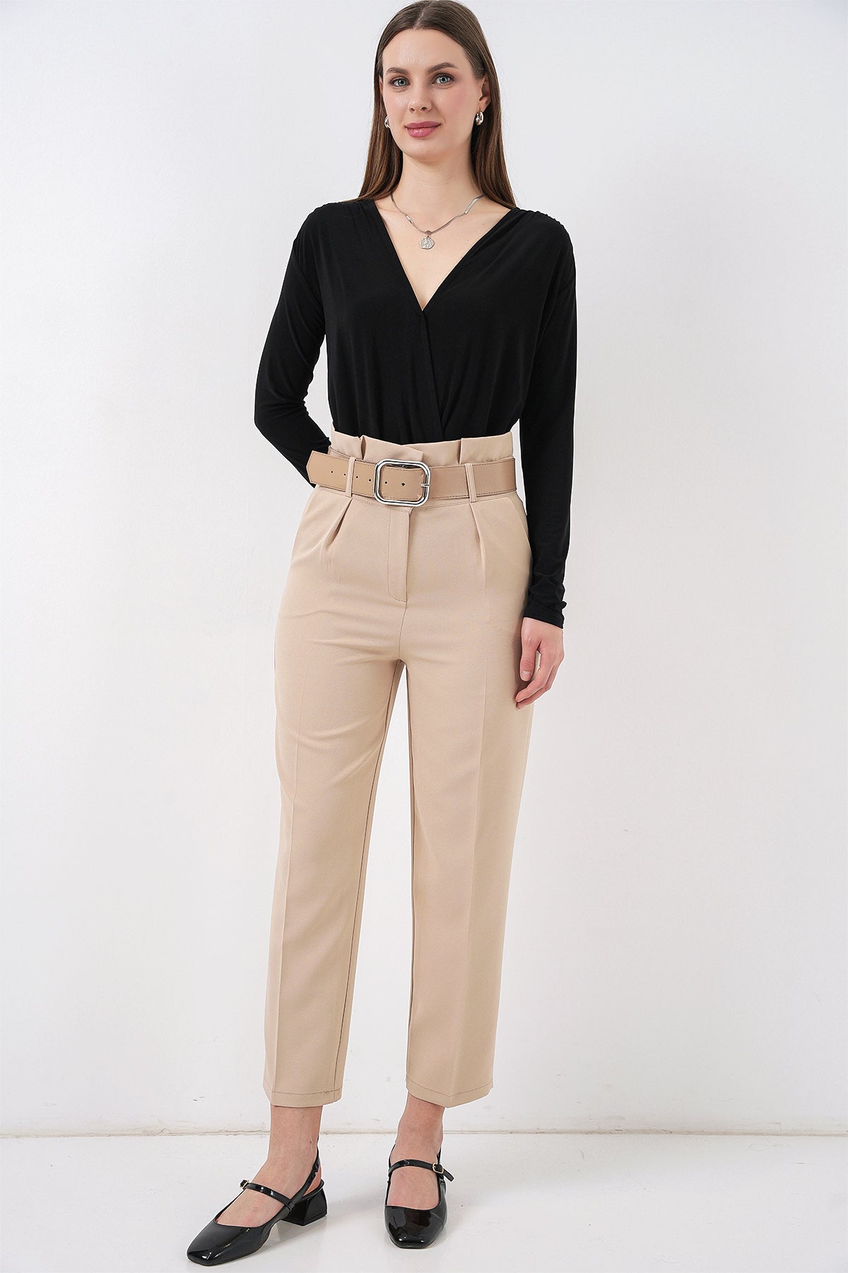 Image of 6556 Kemerli Kumaş Pantolon - Krem