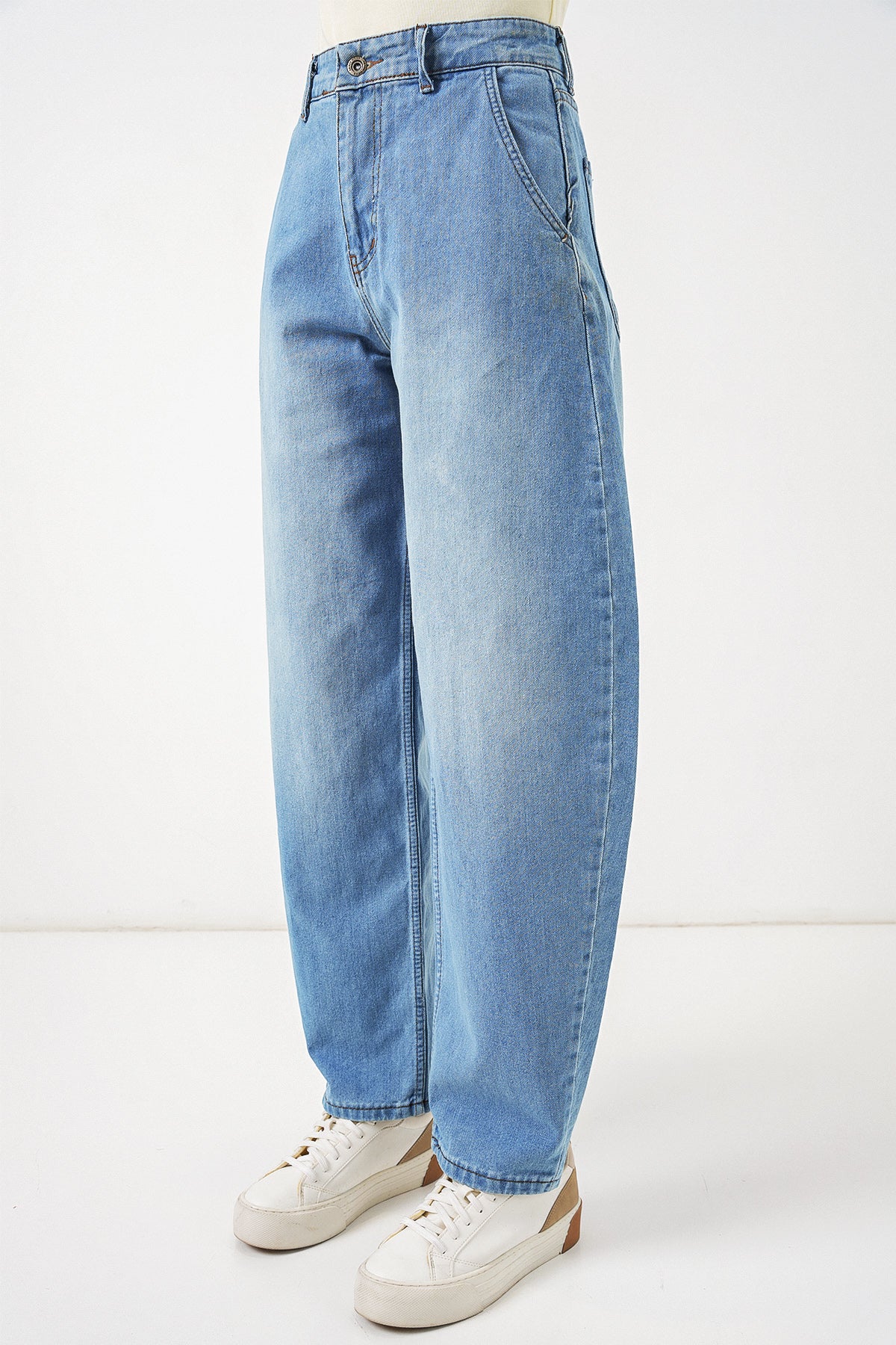Image of 6689 Kadın Yüksek Bel Baggy Kot Pantolon - Açık Mavi