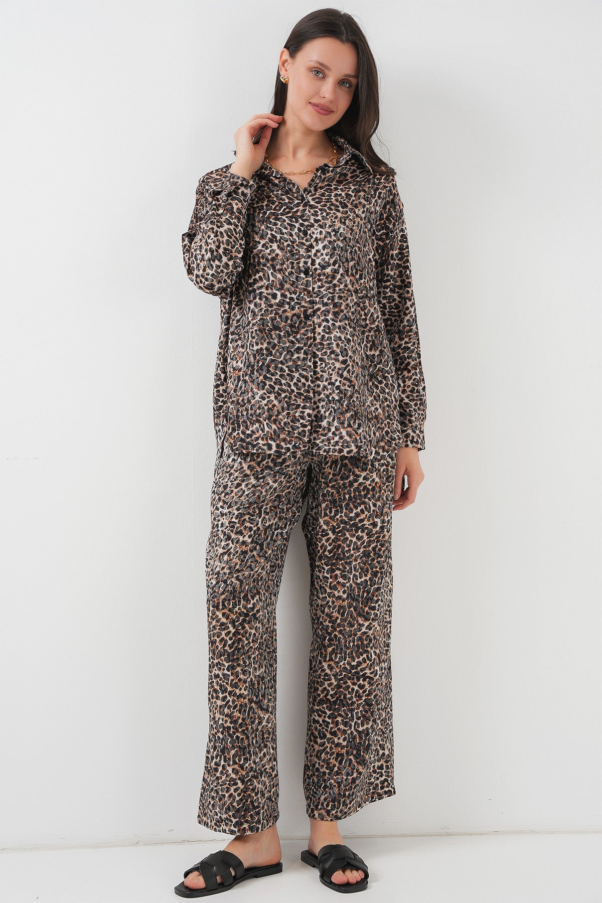 Image of Set de două piese cu imprimeu leopard 6699 - Maro închis
