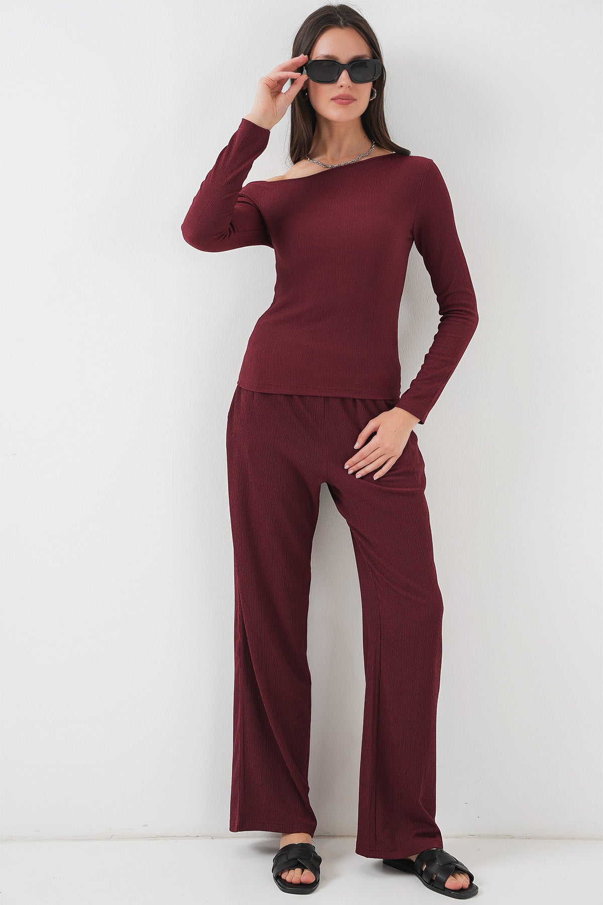 Image of Set 6708 cu umeri jos - Burgundy